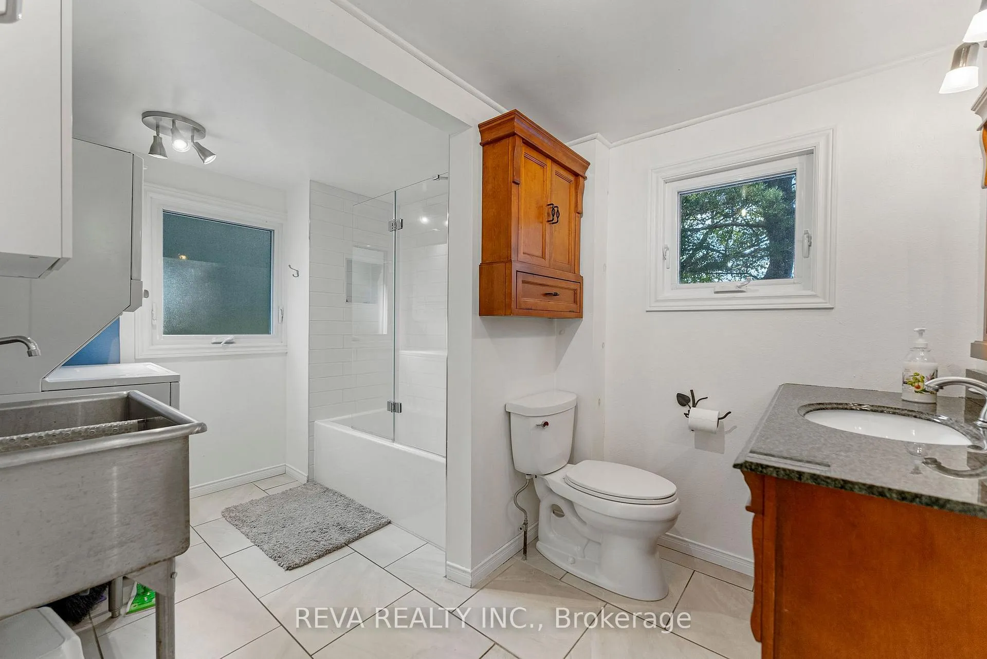 Photo 30 of 32 Lake View Lane, Faraday — HOMEH