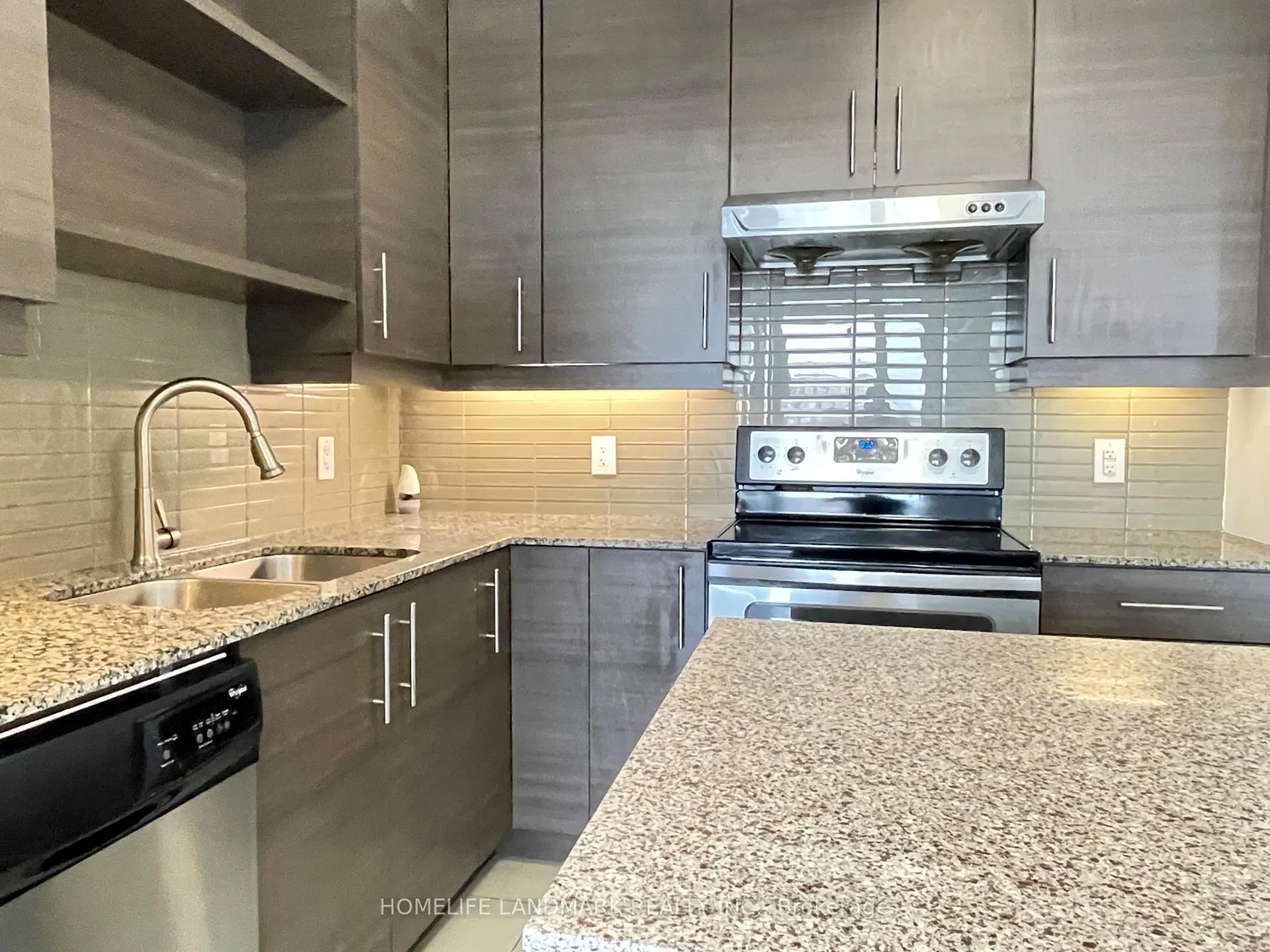 Photo 5 of Unit 602, 277 South Park Road, Markham, Commerce Valley — HOMEH