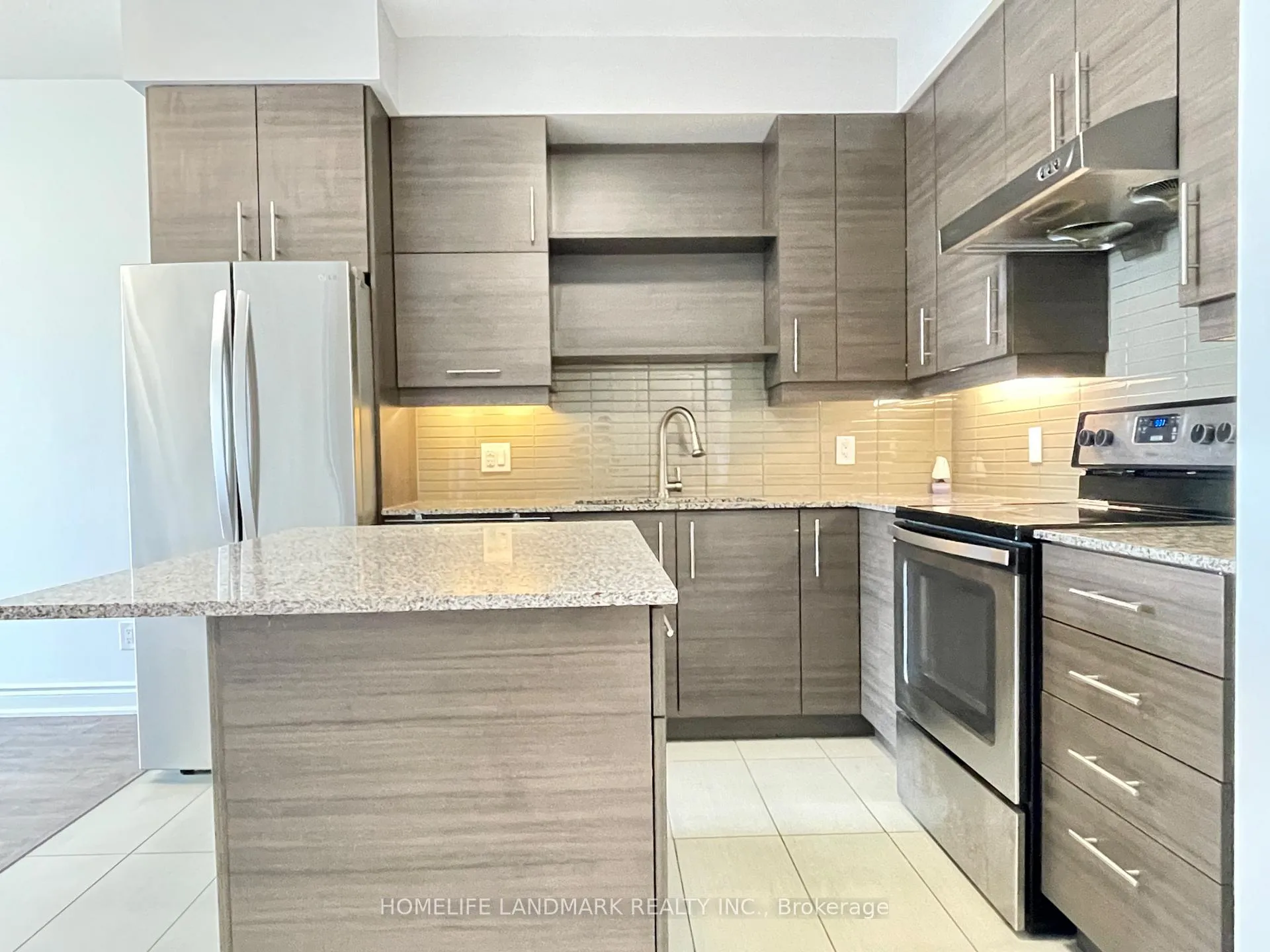 Photo 7 of Unit 602, 277 South Park Road, Markham, Commerce Valley — HOMEH