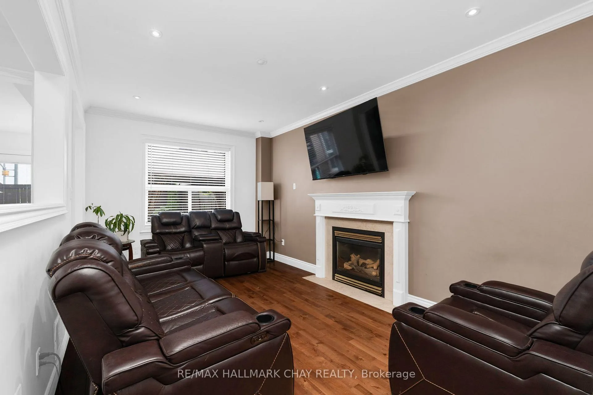 Photo 6 of 57 Violet Street, Barrie, Holly — HOMEH