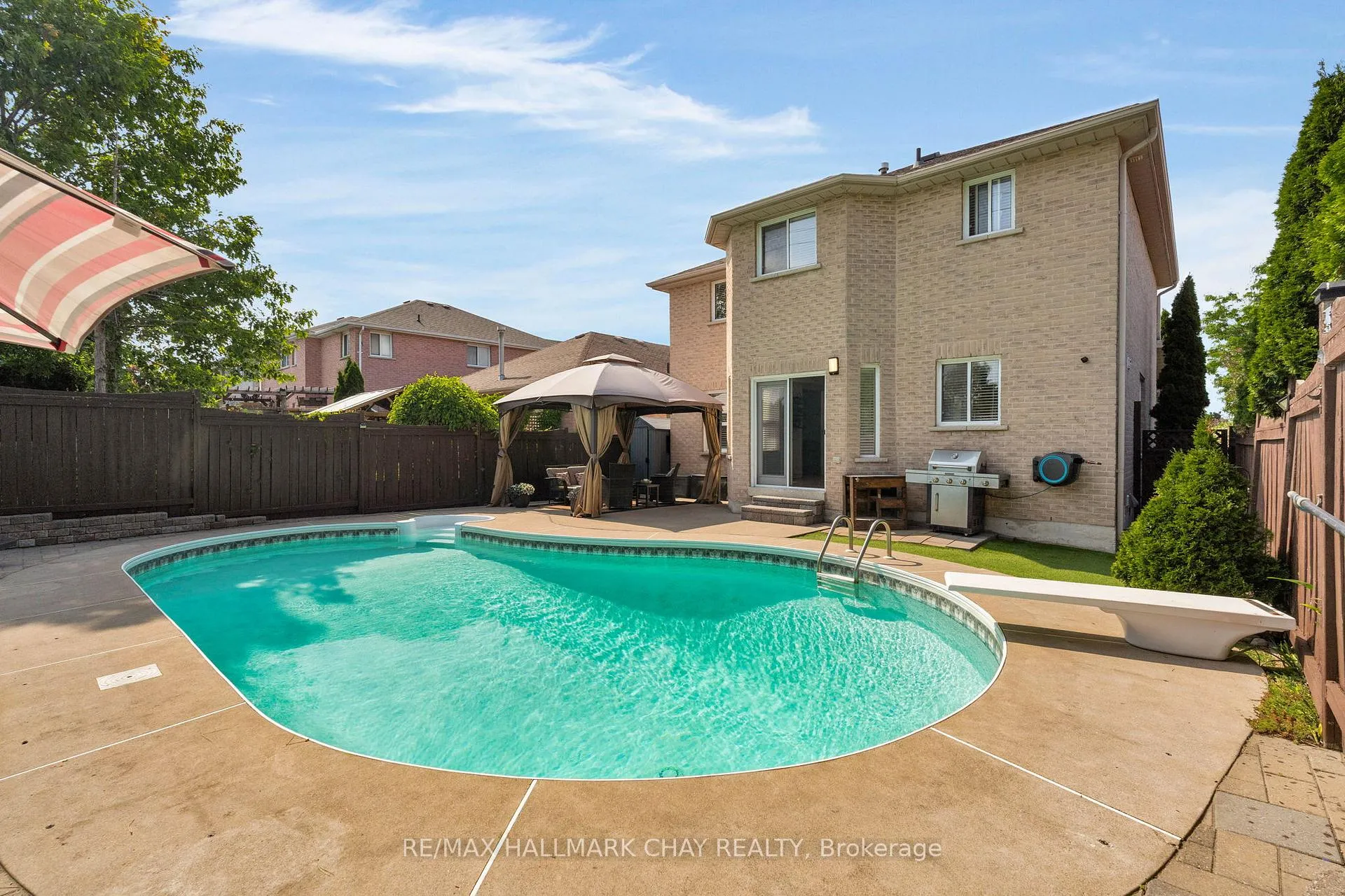 Photo 29 of 57 Violet Street, Barrie, Holly — HOMEH