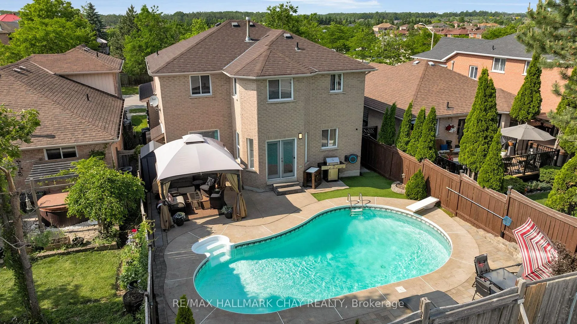 Photo 30 of 57 Violet Street, Barrie, Holly — HOMEH