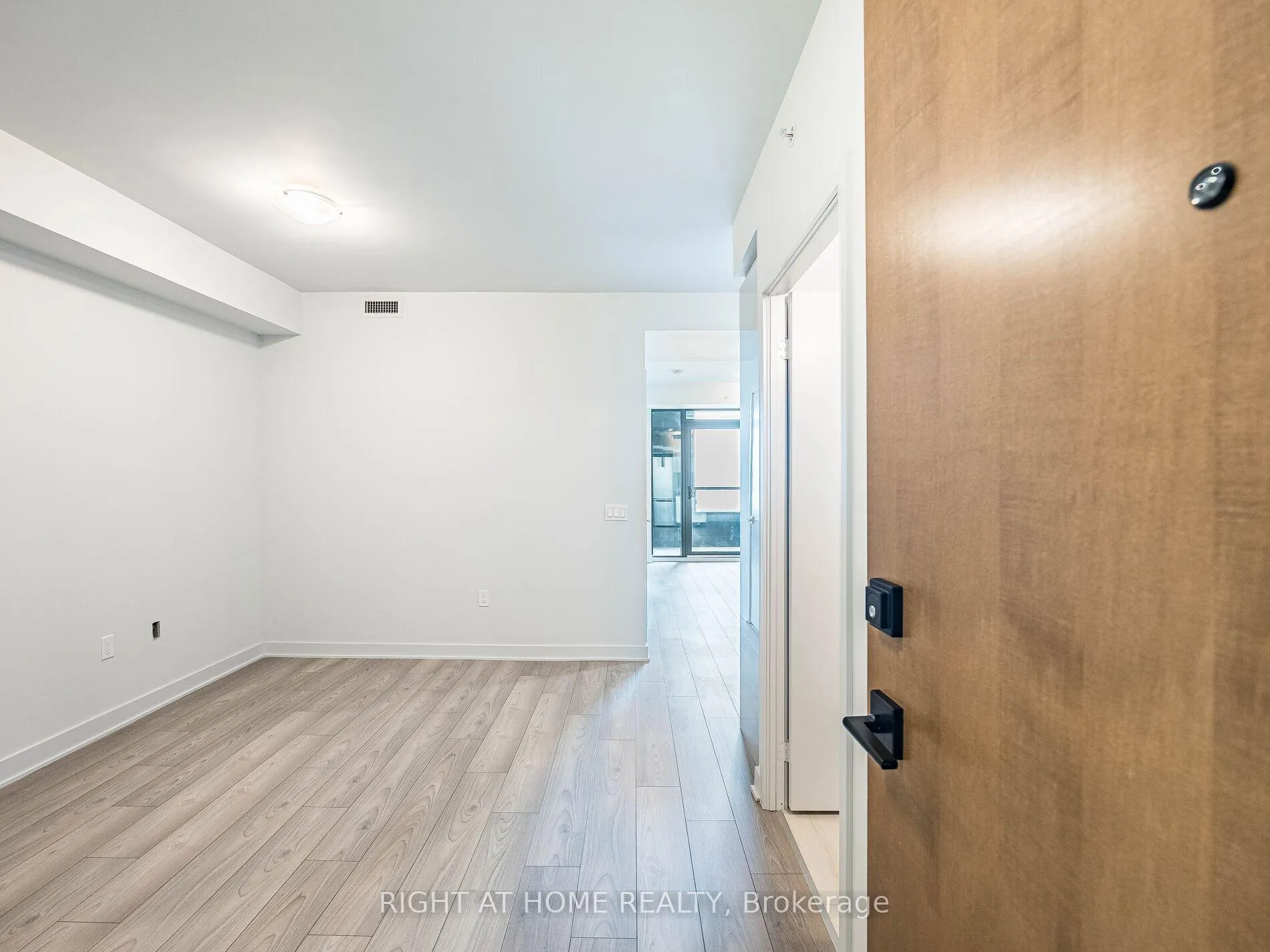 Photo 11 of Unit 3003, 2920 highway 7 Road, Vaughan, Vaughan Corporate Centre — HOMEH