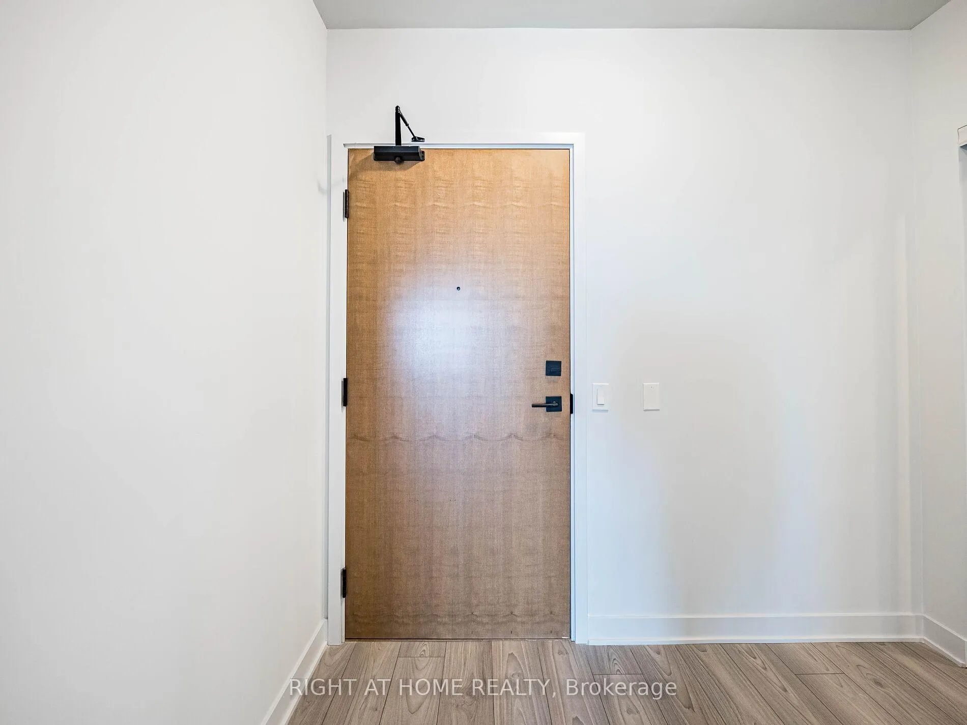 Photo 12 of Unit 3003, 2920 highway 7 Road, Vaughan, Vaughan Corporate Centre — HOMEH