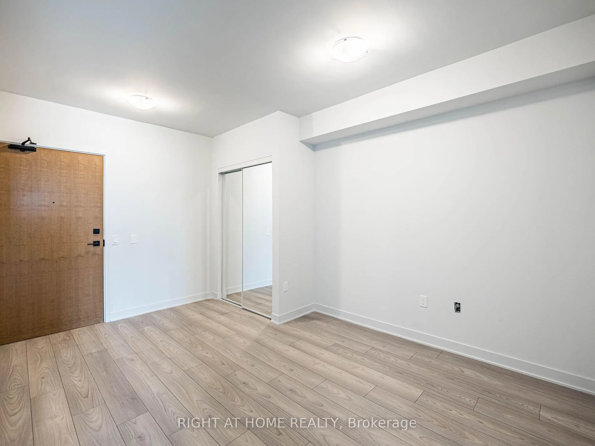 Photo 15 of Unit 3003, 2920 highway 7 Road, Vaughan, Vaughan Corporate Centre — HOMEH