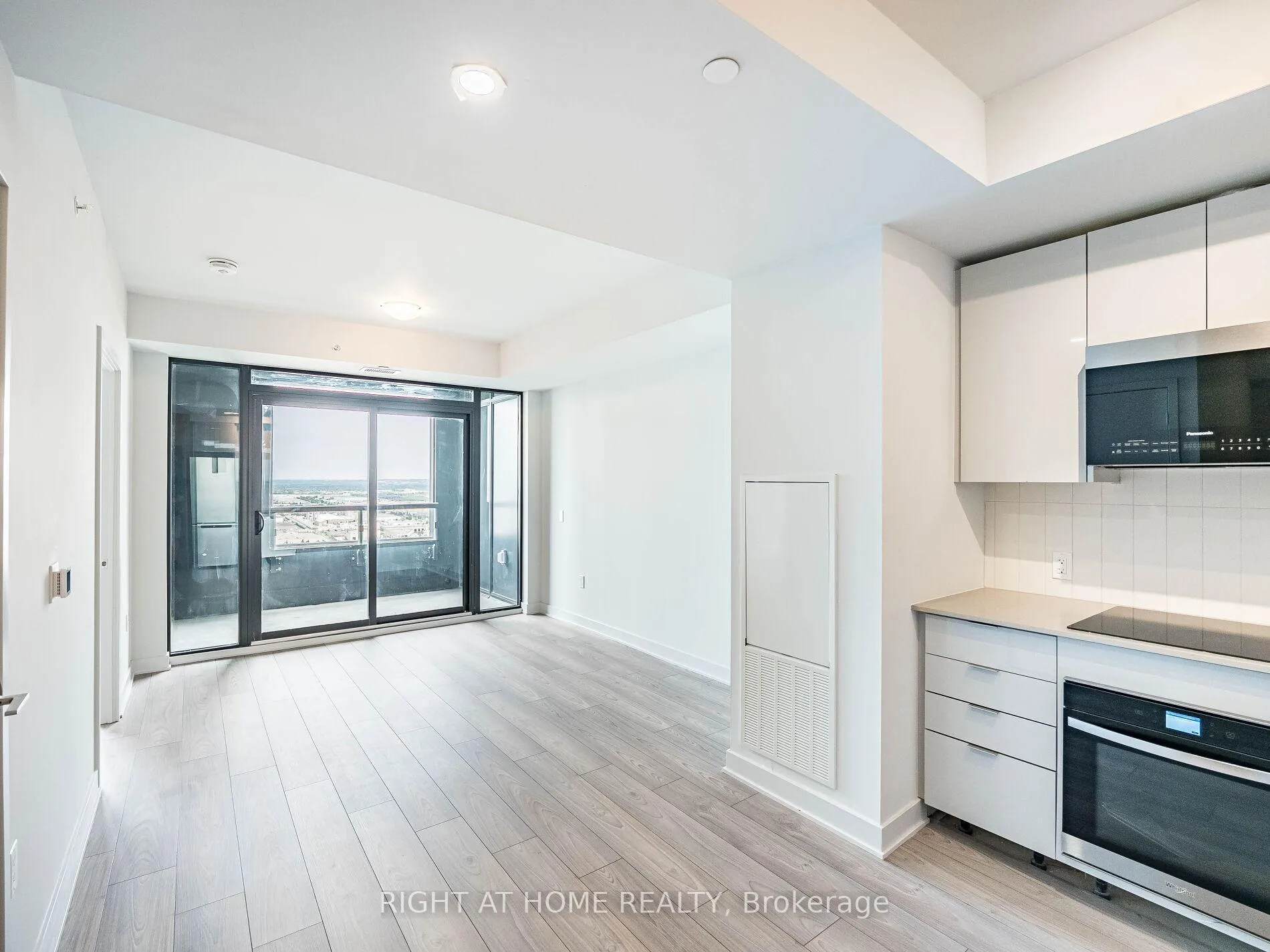 Photo 19 of Unit 3003, 2920 highway 7 Road, Vaughan, Vaughan Corporate Centre — HOMEH