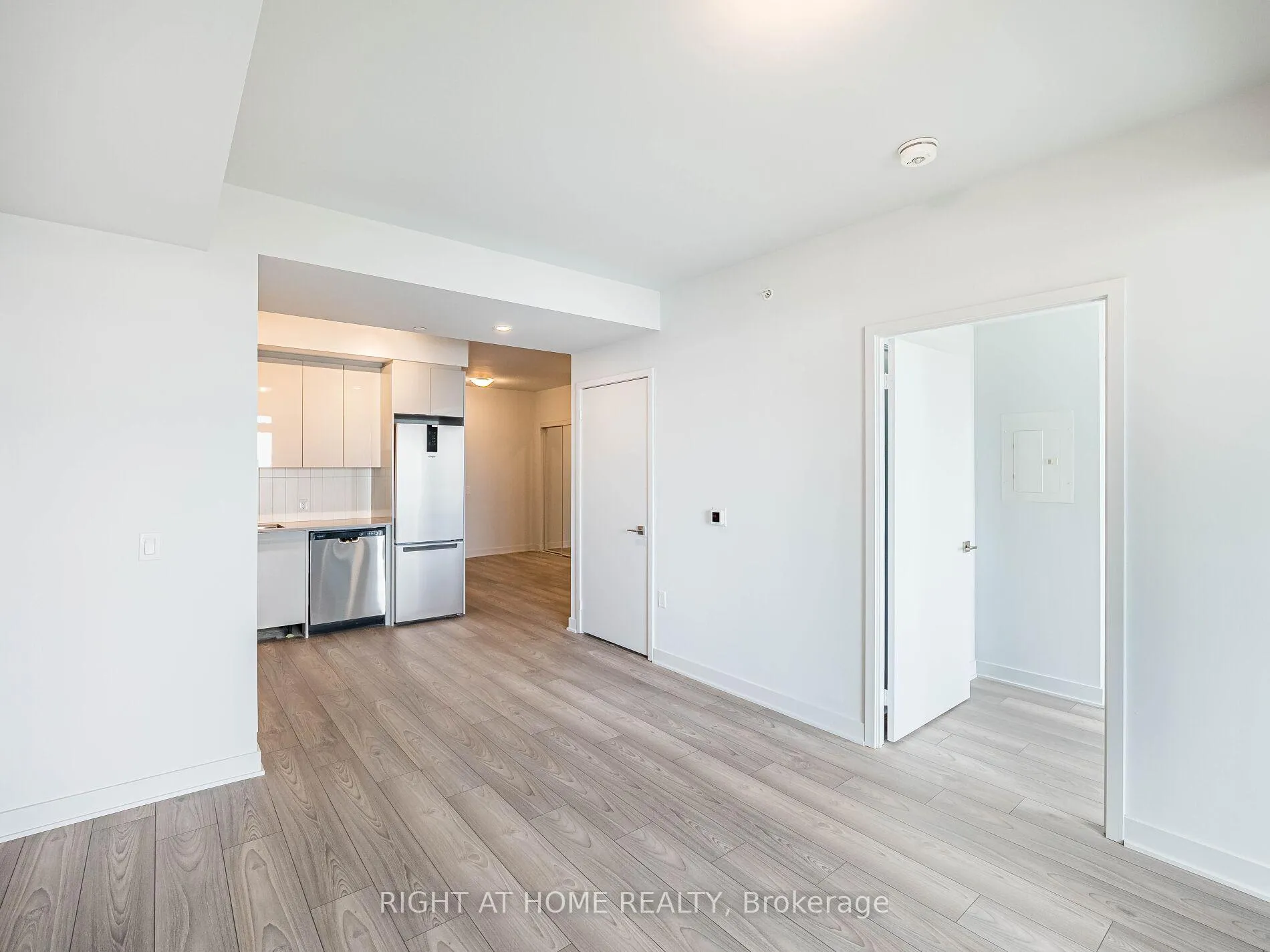 Photo 24 of Unit 3003, 2920 highway 7 Road, Vaughan, Vaughan Corporate Centre — HOMEH