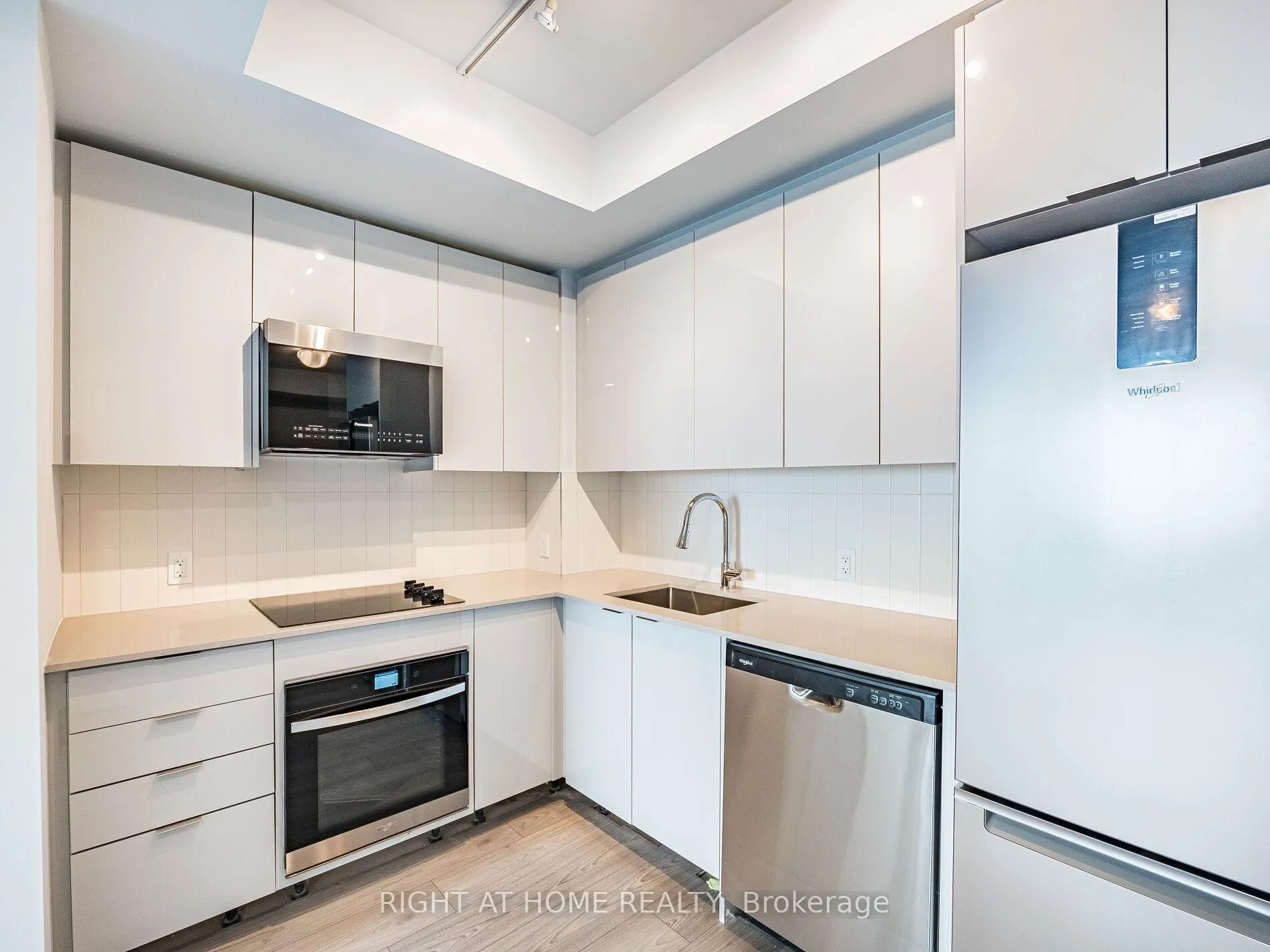 Photo 28 of Unit 3003, 2920 highway 7 Road, Vaughan, Vaughan Corporate Centre — HOMEH