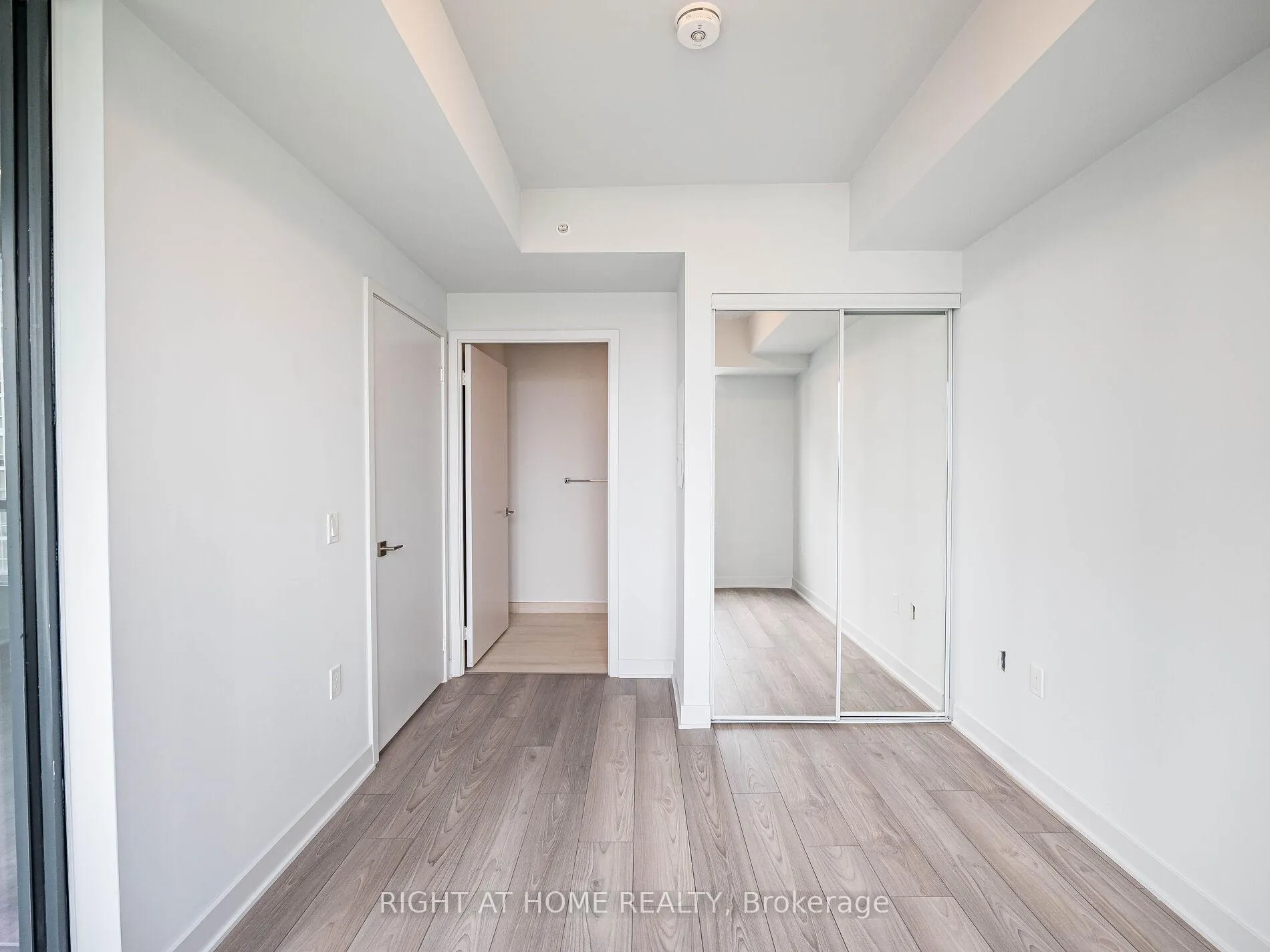 Photo 39 of Unit 3003, 2920 highway 7 Road, Vaughan, Vaughan Corporate Centre — HOMEH