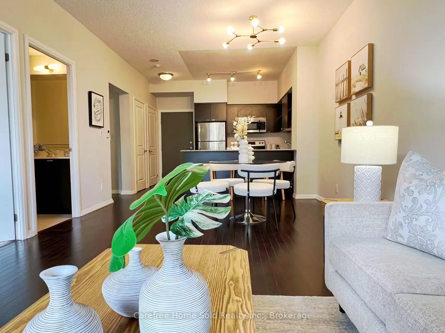 Photo 3 of Unit 504, 35 Hayden Street, Toronto, Church-Yonge Corridor — HOMEH