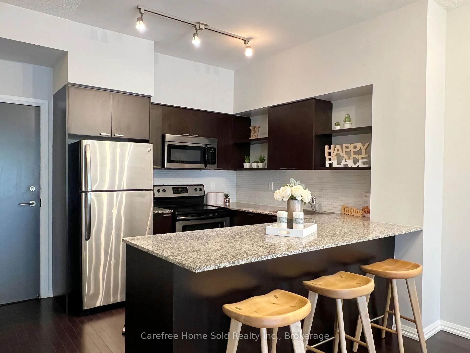 Photo 9 of Unit 504, 35 Hayden Street, Toronto, Church-Yonge Corridor — HOMEH
