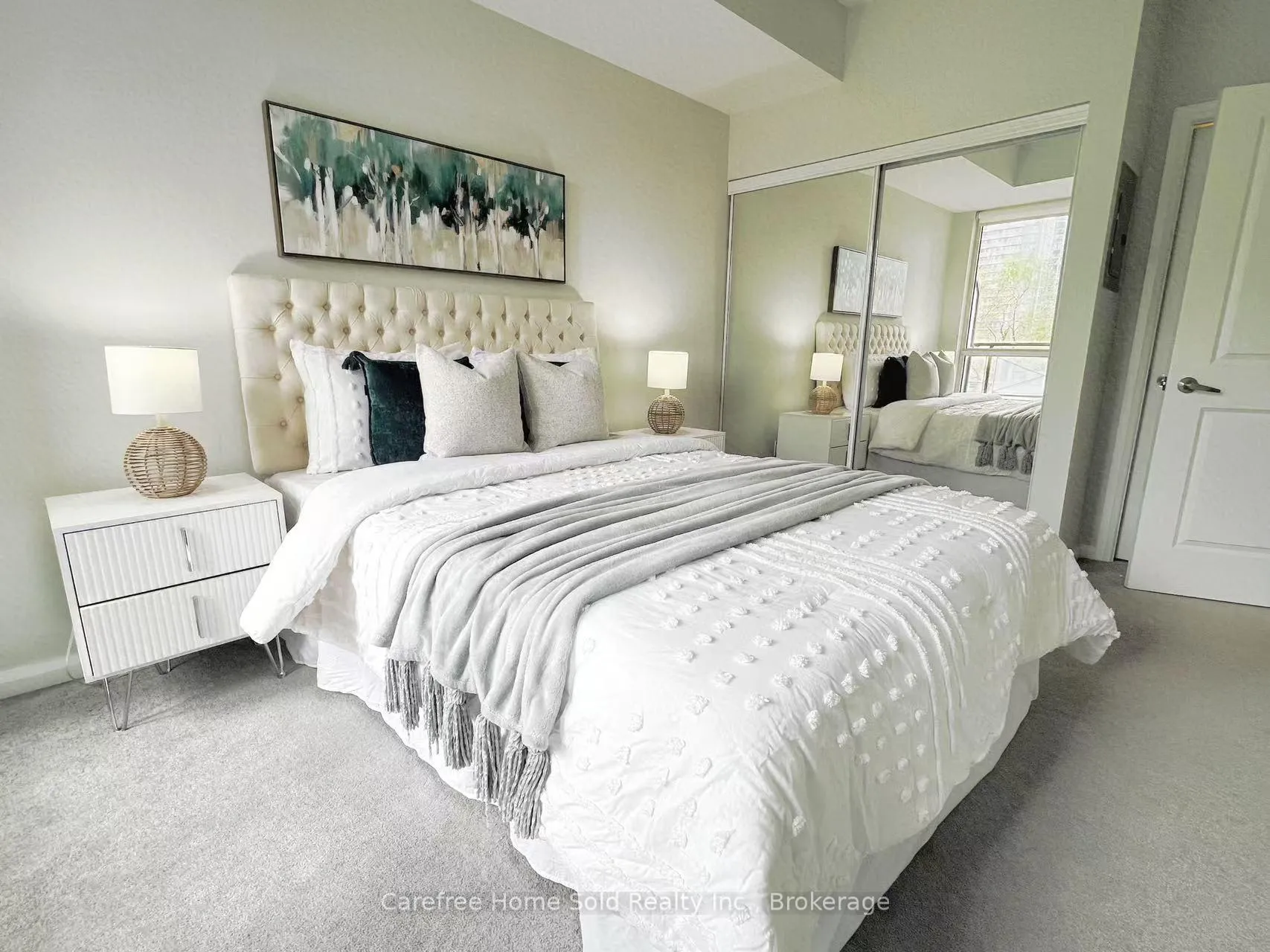Photo 13 of Unit 504, 35 Hayden Street, Toronto, Church-Yonge Corridor — HOMEH