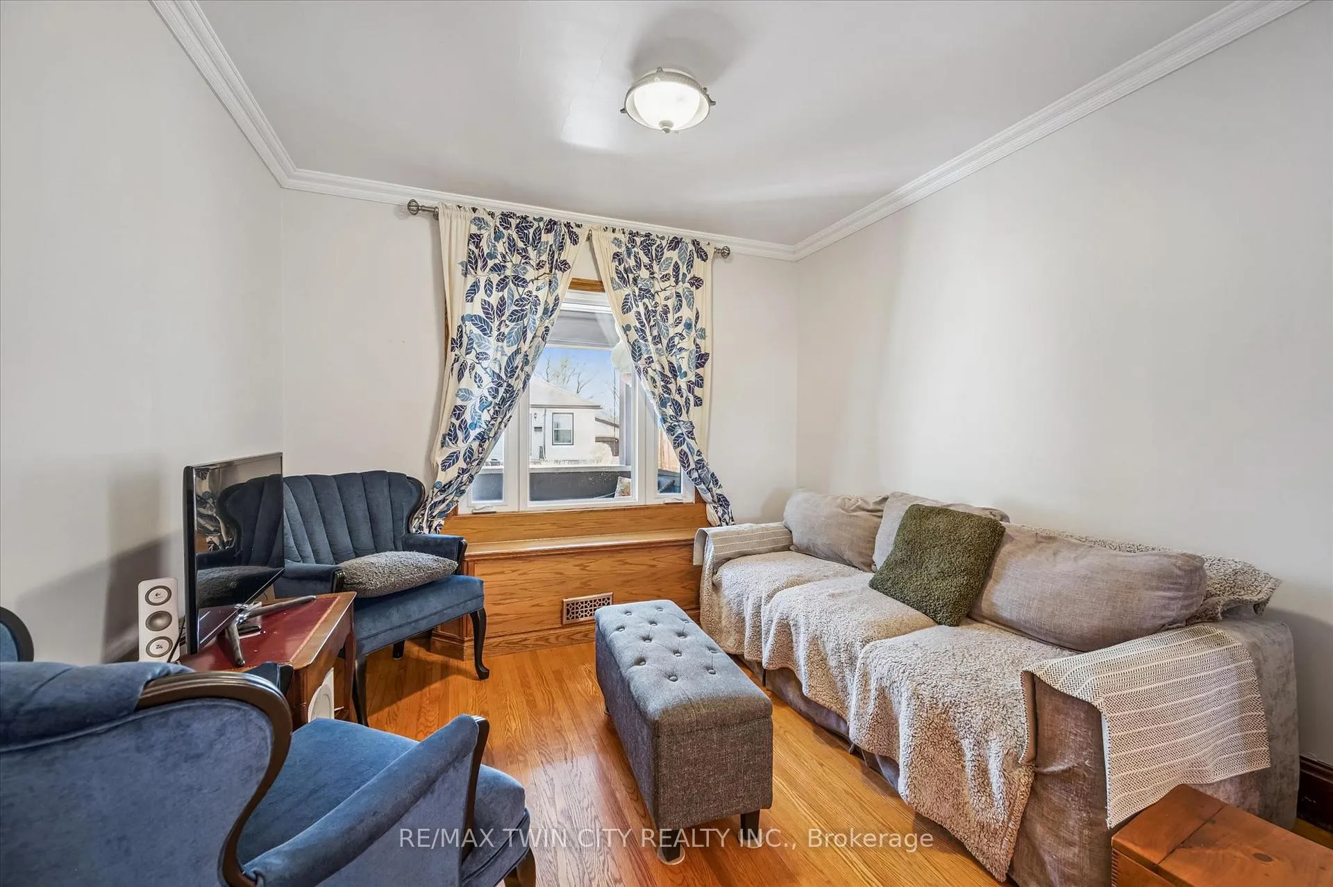 Photo 5 of 15 Waterside Avenue, Cambridge — HOMEH
