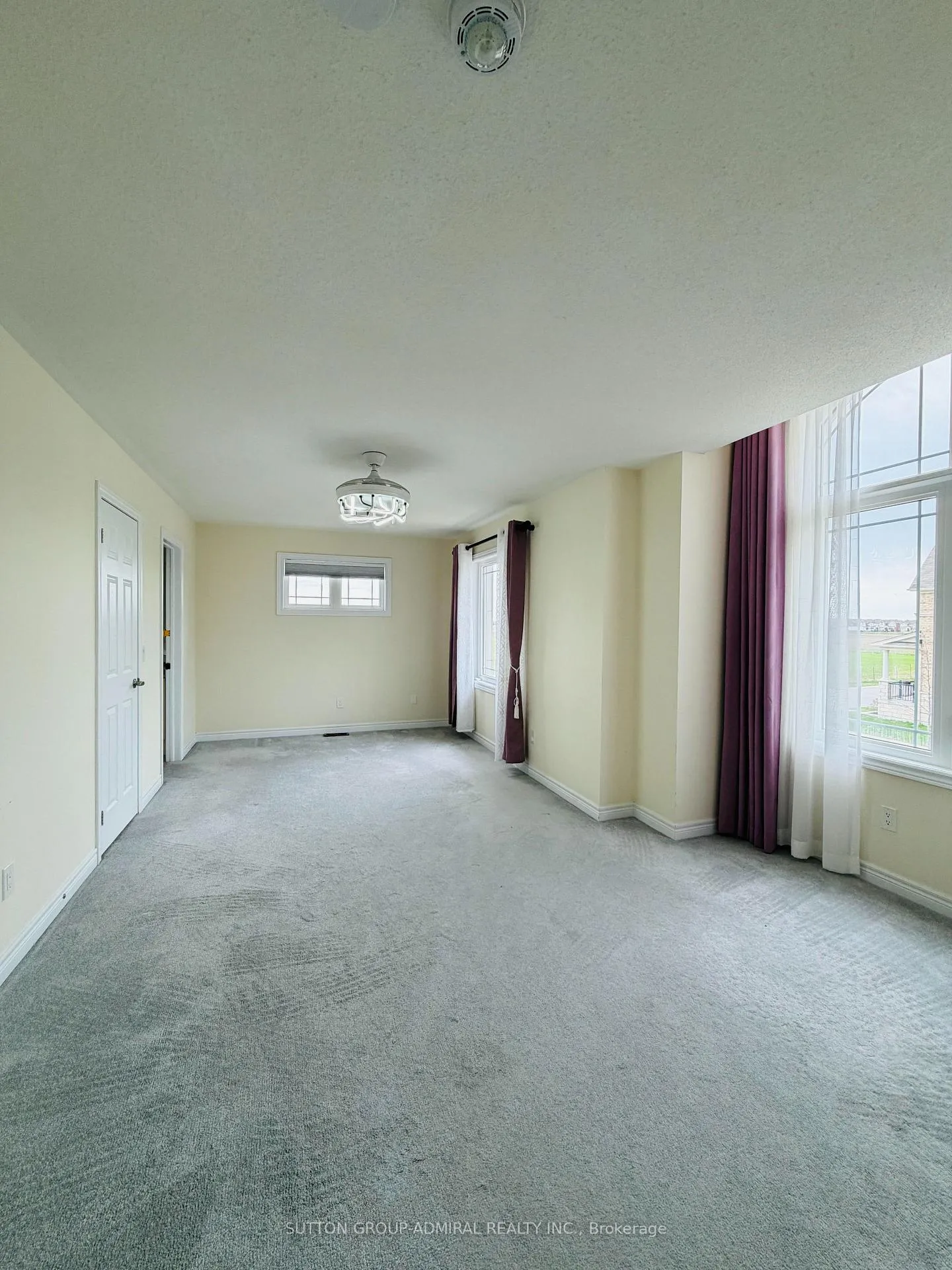 Photo 7 of 1 Gordon Landon Drive, Markham, Cornell — HOMEH