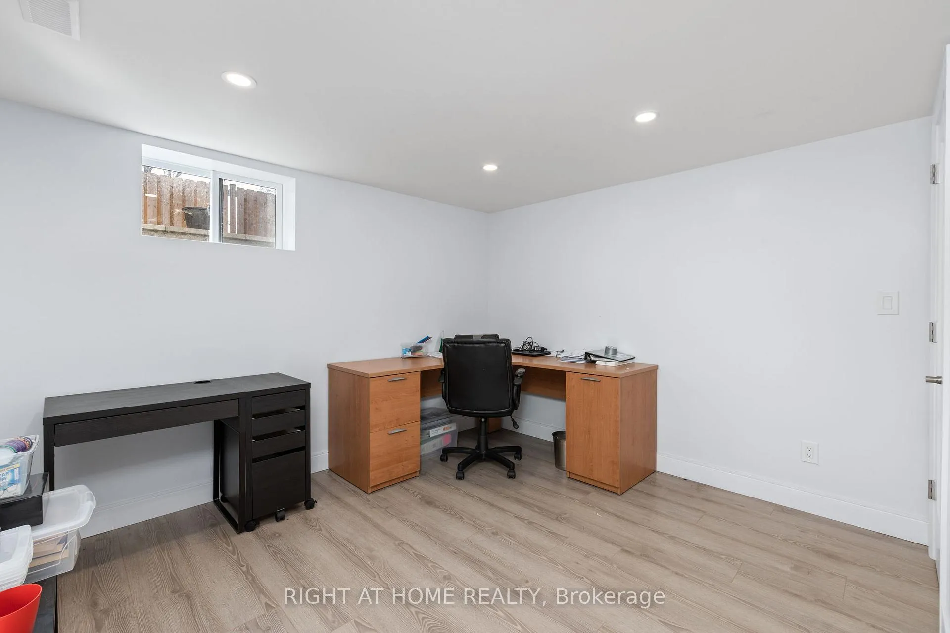 Photo 12 of Unit Basement, 346 Walkers Line, Burlington, Roseland — HOMEH