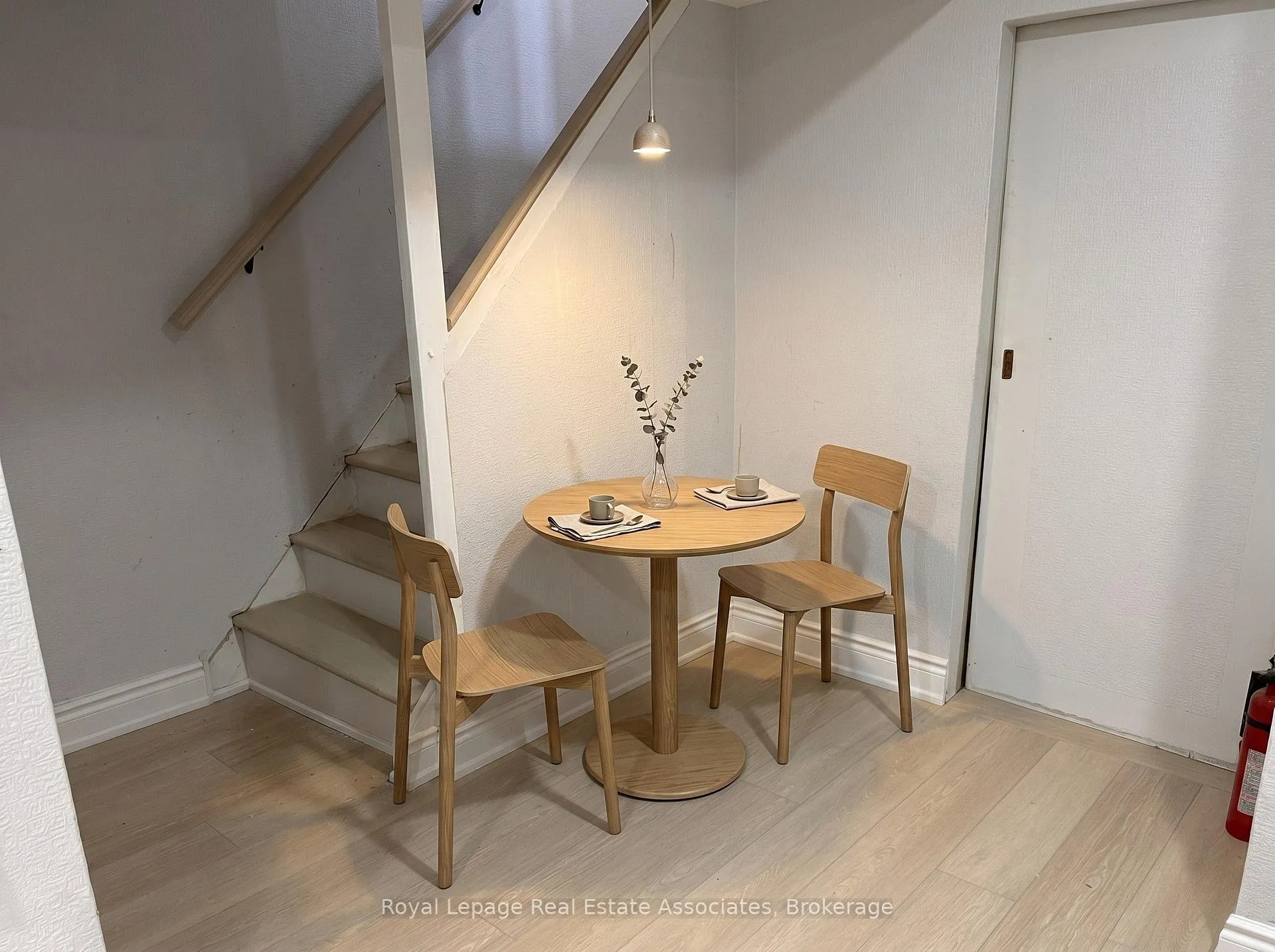 Photo 4 of Unit Lower, 60 Toby Crescent, Hamilton, Huntington — HOMEH