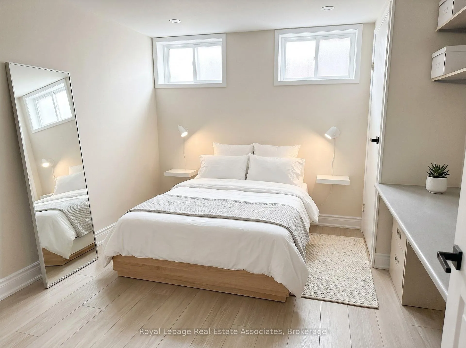 Photo 5 of Unit Lower, 60 Toby Crescent, Hamilton, Huntington — HOMEH