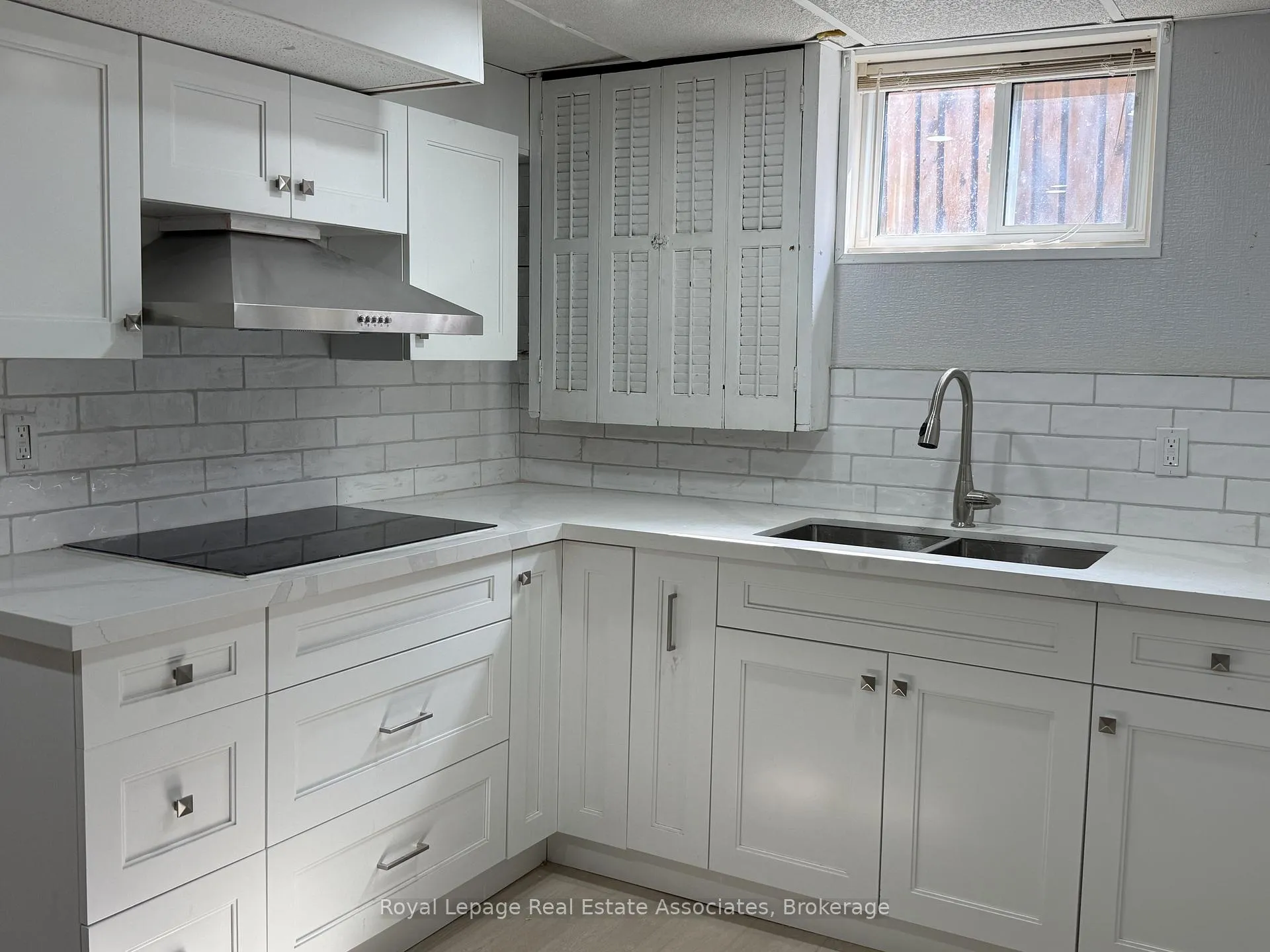 Photo 8 of Unit Lower, 60 Toby Crescent, Hamilton, Huntington — HOMEH