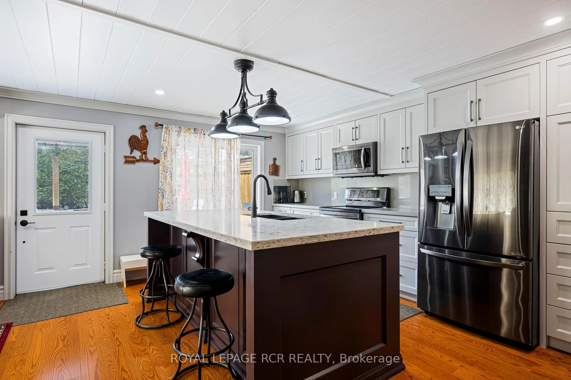 Photo 13 of 42 First Street, Orangeville — HOMEH