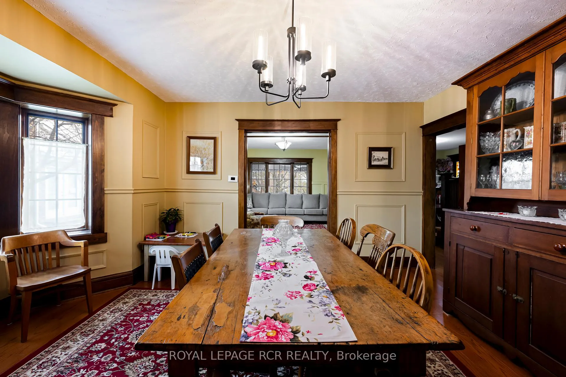 Photo 21 of 42 First Street, Orangeville — HOMEH