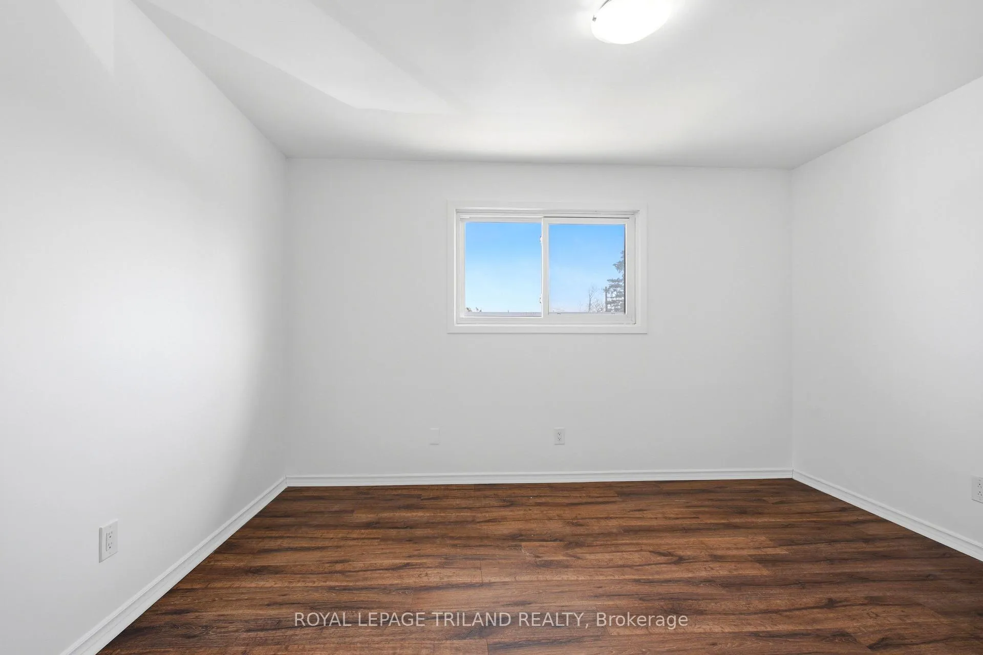 Photo 7 of Unit 6, 66 Willow Road, Guelph, Junction/Onward Willow — HOMEH