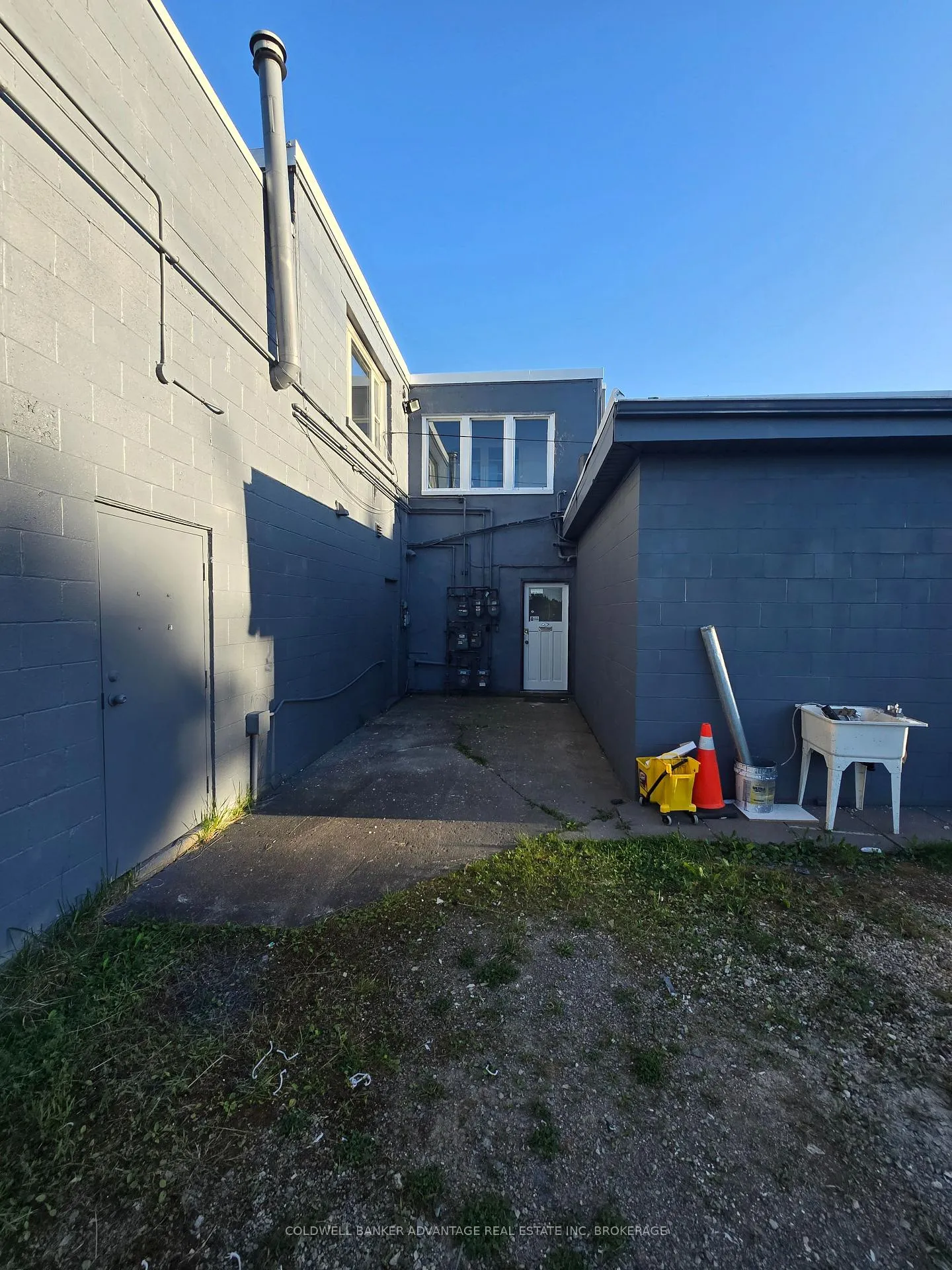 Photo 12 of Unit 1, 936 East Main Street, Welland, Welland Downtown — HOMEH