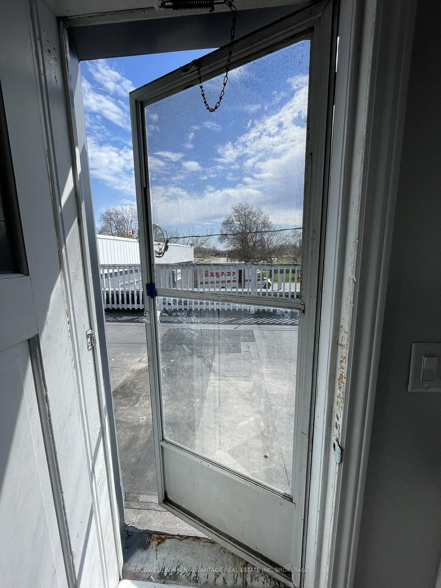 Photo 14 of Unit 1, 936 East Main Street, Welland, Welland Downtown — HOMEH