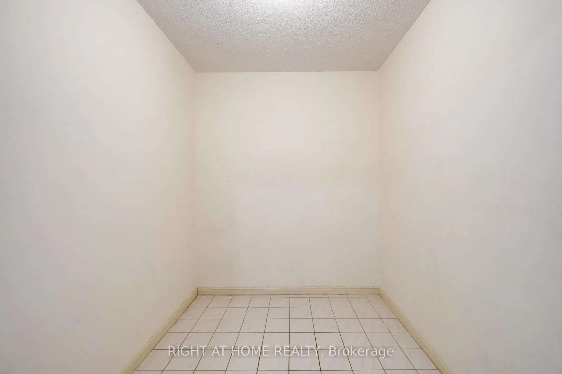 Photo 27 of Unit 1116, 610 Bullock Drive, Markham, Markville — HOMEH