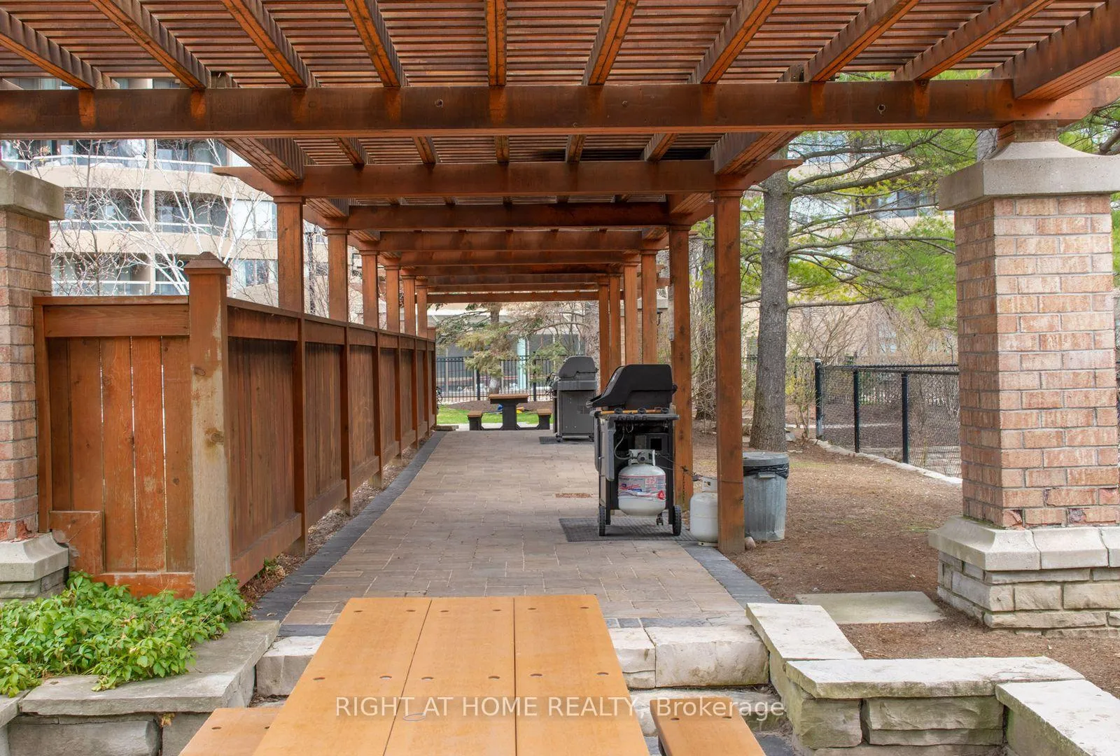 Photo 45 of Unit 1116, 610 Bullock Drive, Markham, Markville — HOMEH