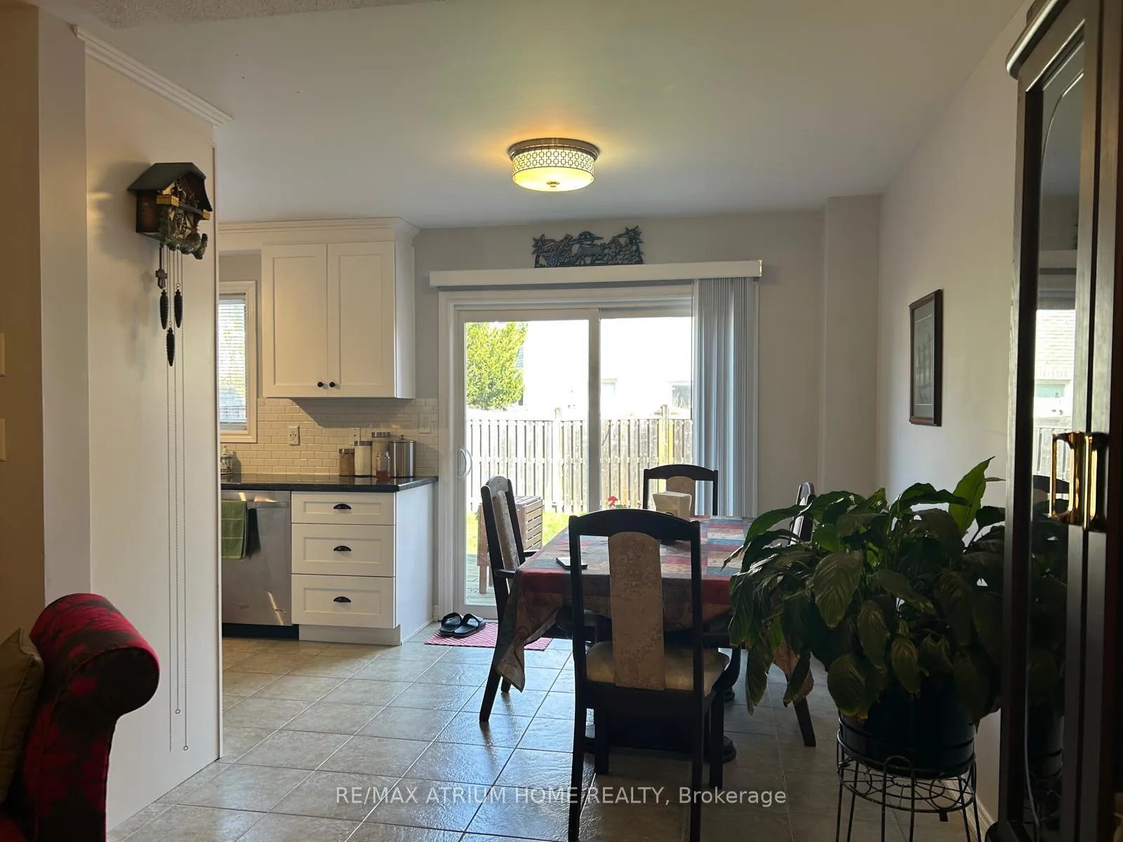 Photo 6 of 42 Zokol Drive, Aurora, Bayview Northeast — HOMEH