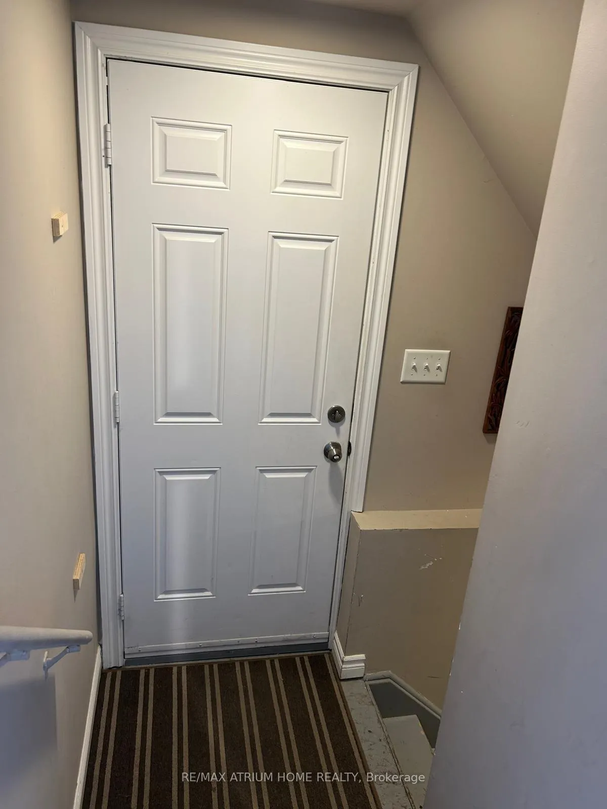 Photo 22 of 42 Zokol Drive, Aurora, Bayview Northeast — HOMEH