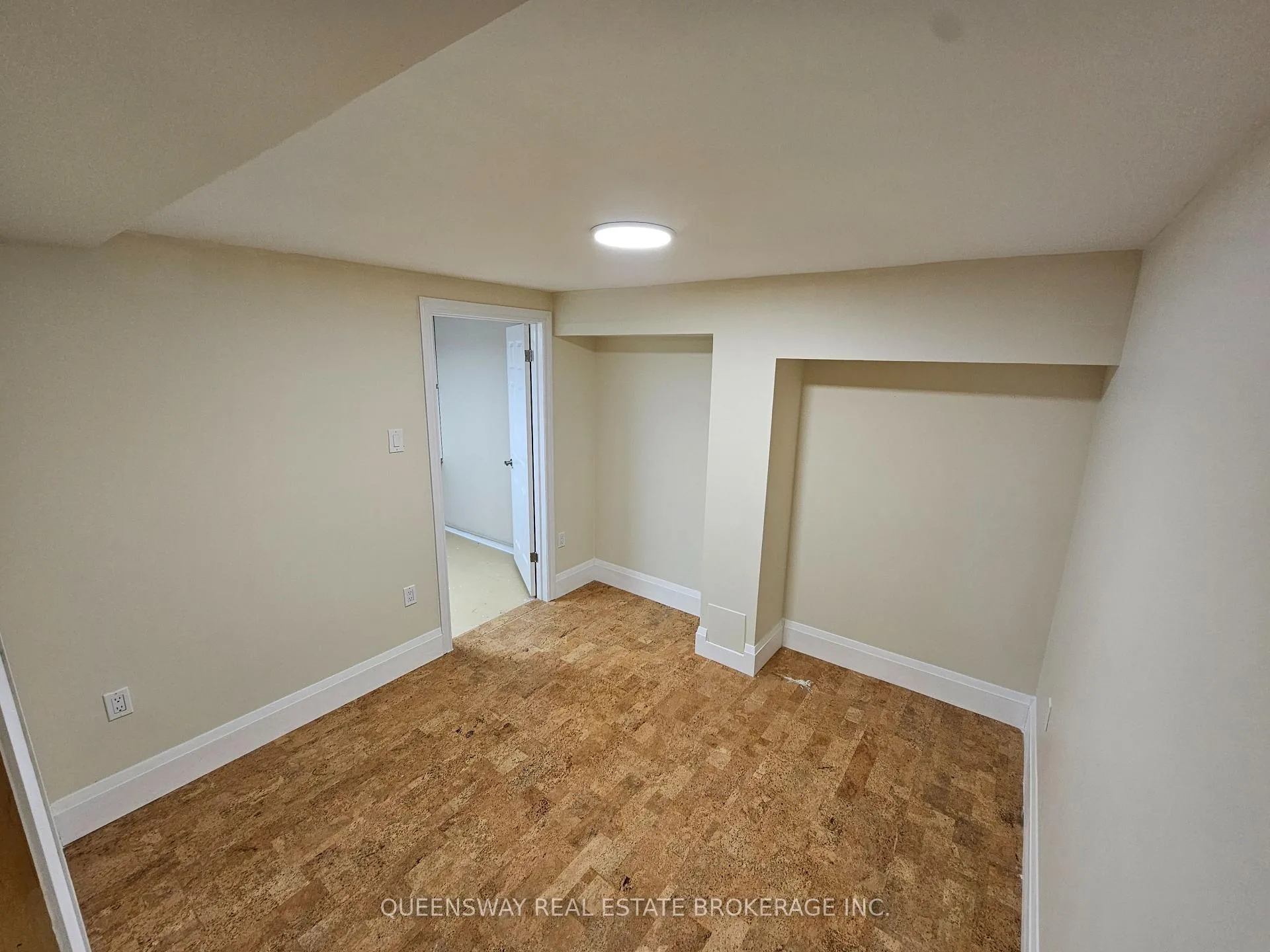 Photo 7 of Unit Lower Level / Basement, 36 April Gardens, Aurora, Aurora Heights — HOMEH