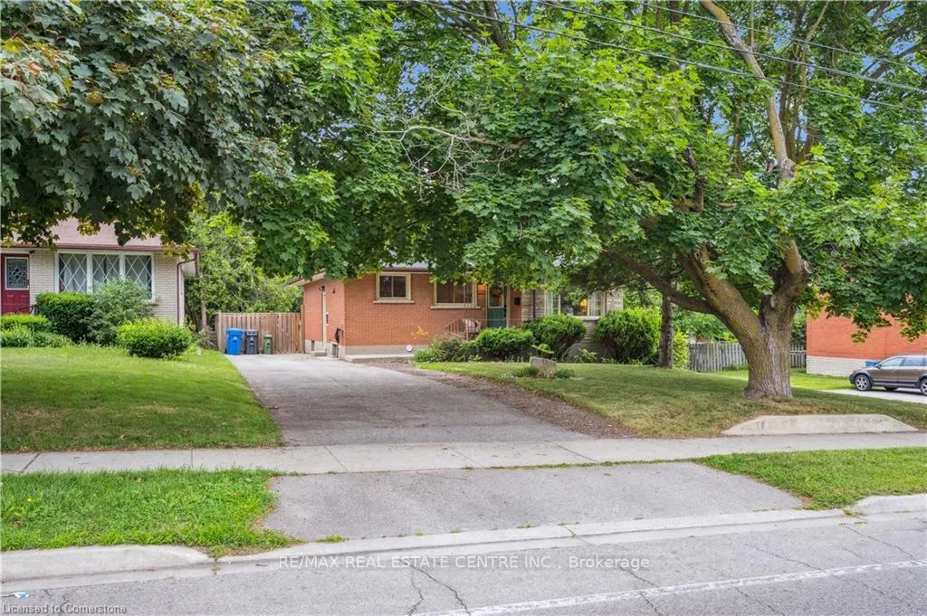 Photo 1 of Unit Basement, 456 Speedvale ( Basement ) Avenue E, Guelph, Riverside Park — HOMEH