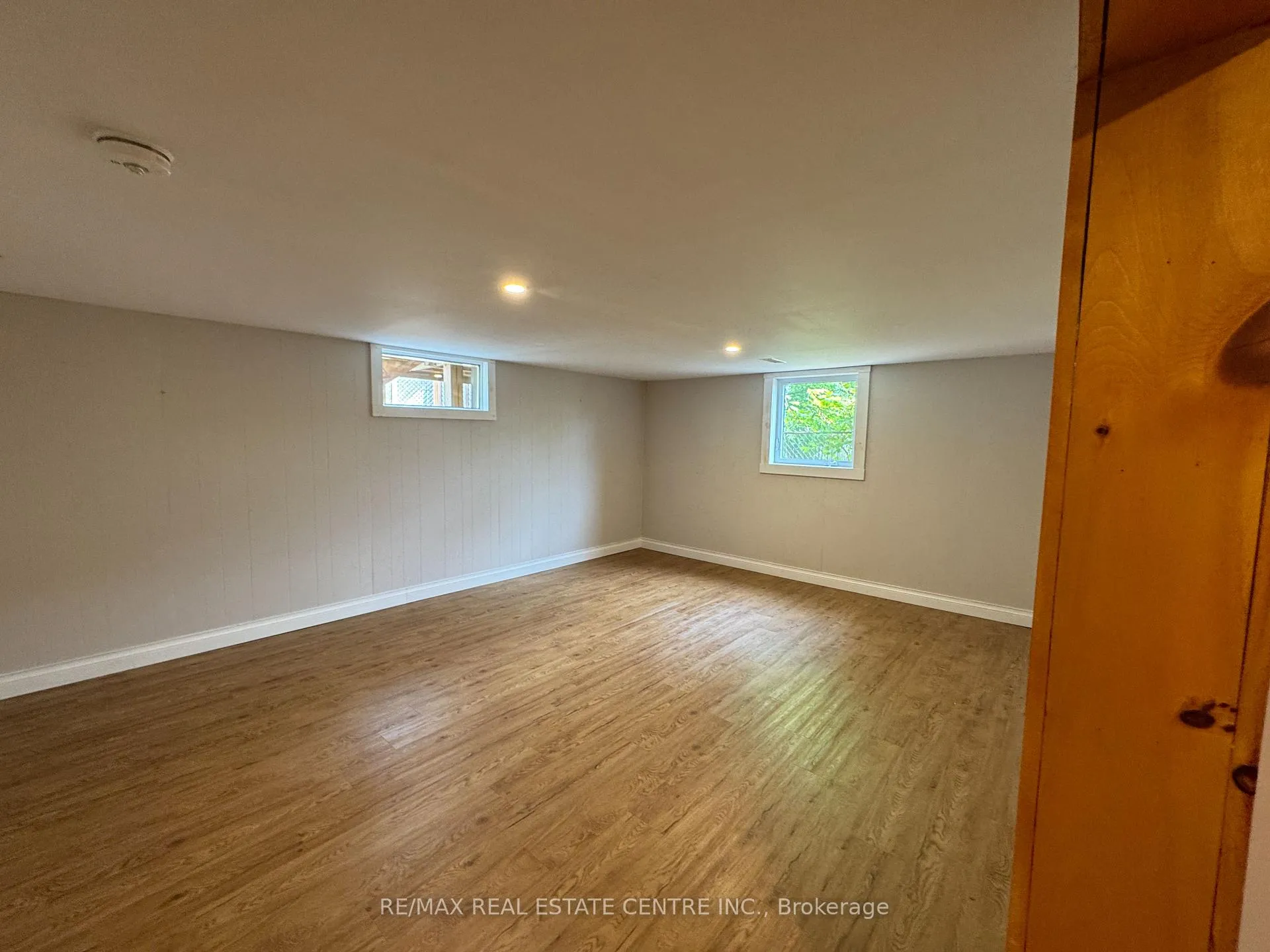 Photo 14 of Unit Basement, 456 Speedvale ( Basement ) Avenue E, Guelph, Riverside Park — HOMEH