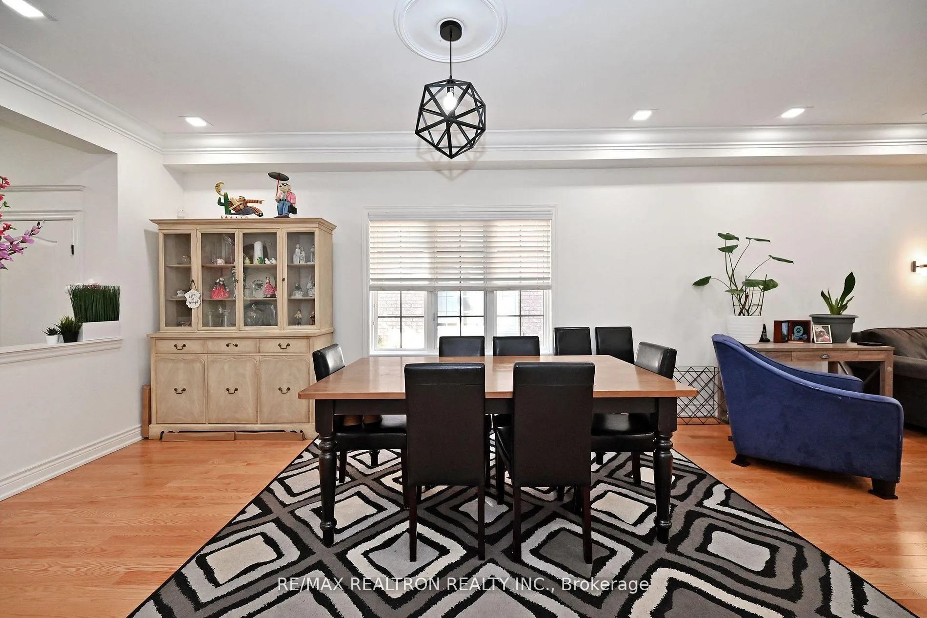 Photo 10 of 100 Kingsbridge Circle, Vaughan, Beverley Glen — HOMEH