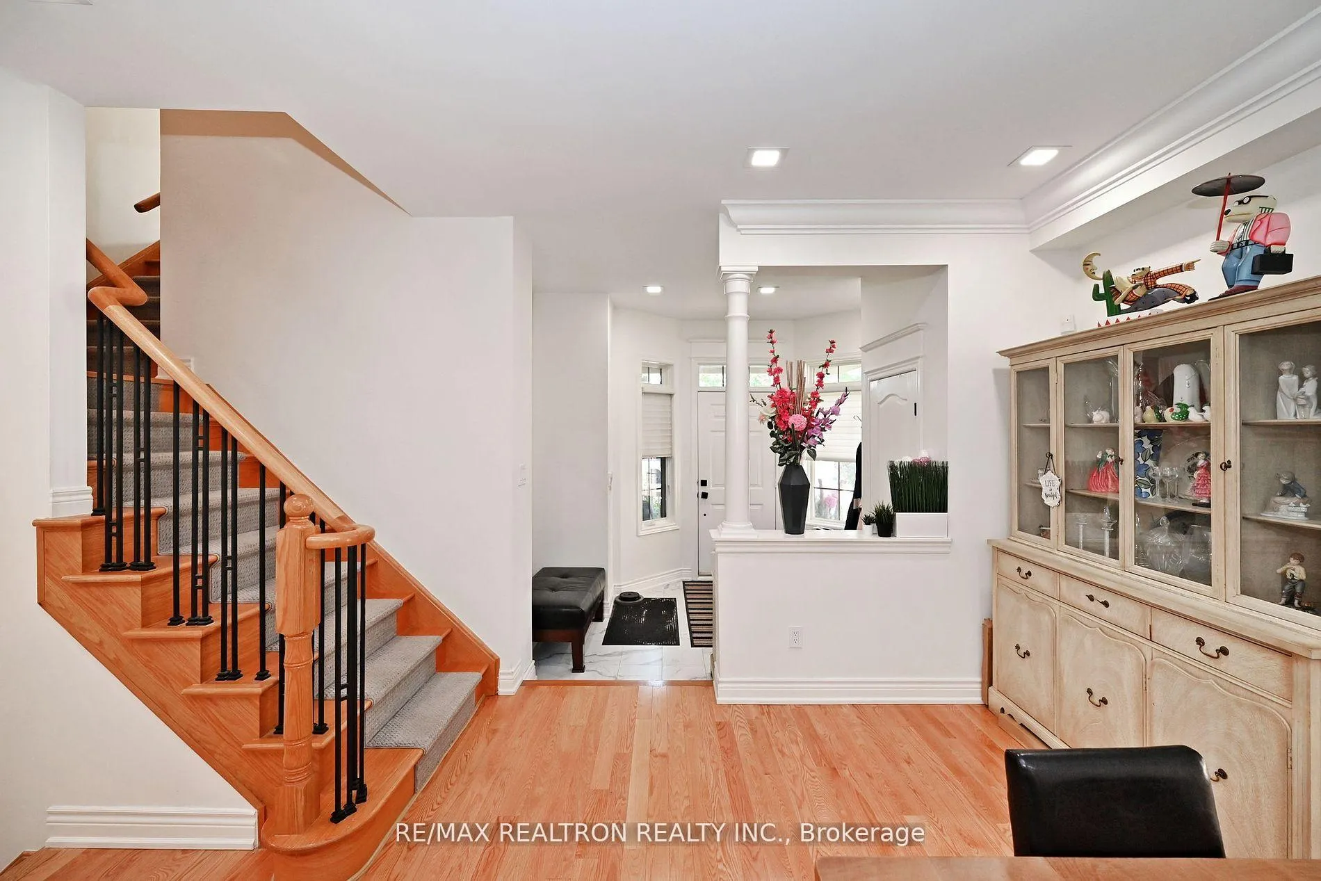 Photo 16 of 100 Kingsbridge Circle, Vaughan, Beverley Glen — HOMEH