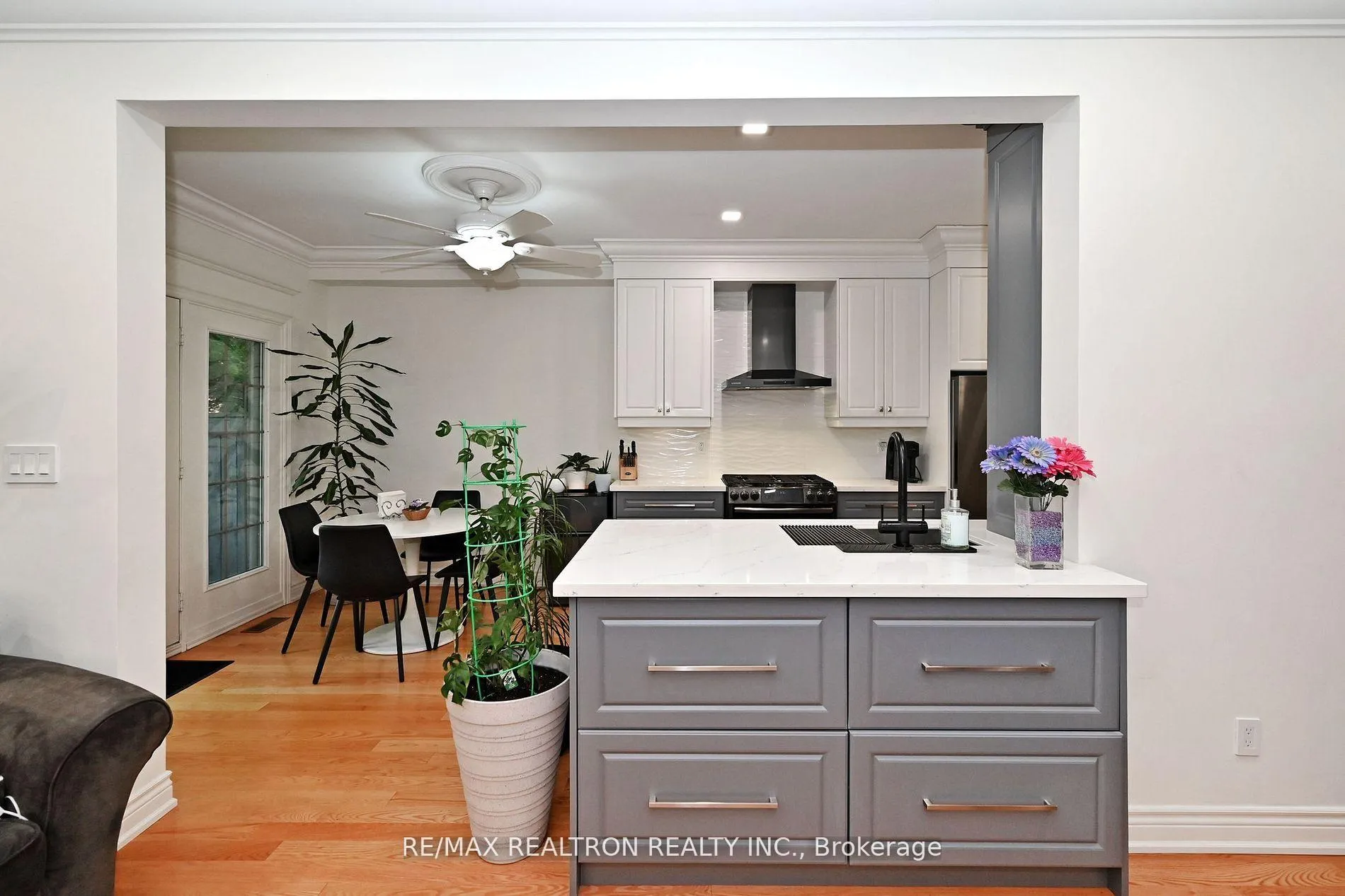 Photo 18 of 100 Kingsbridge Circle, Vaughan, Beverley Glen — HOMEH