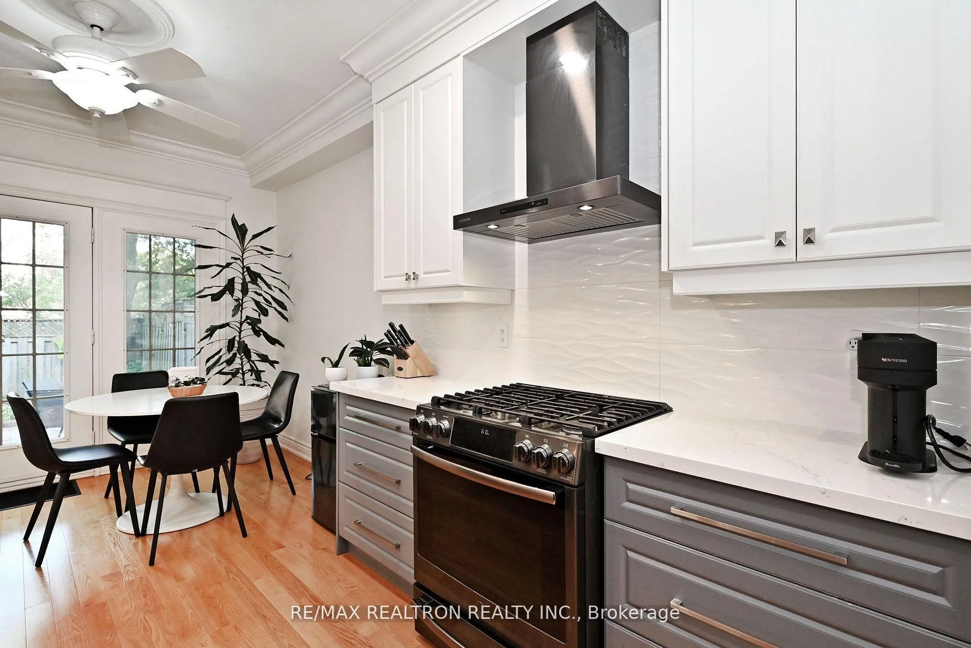 Photo 20 of 100 Kingsbridge Circle, Vaughan, Beverley Glen — HOMEH