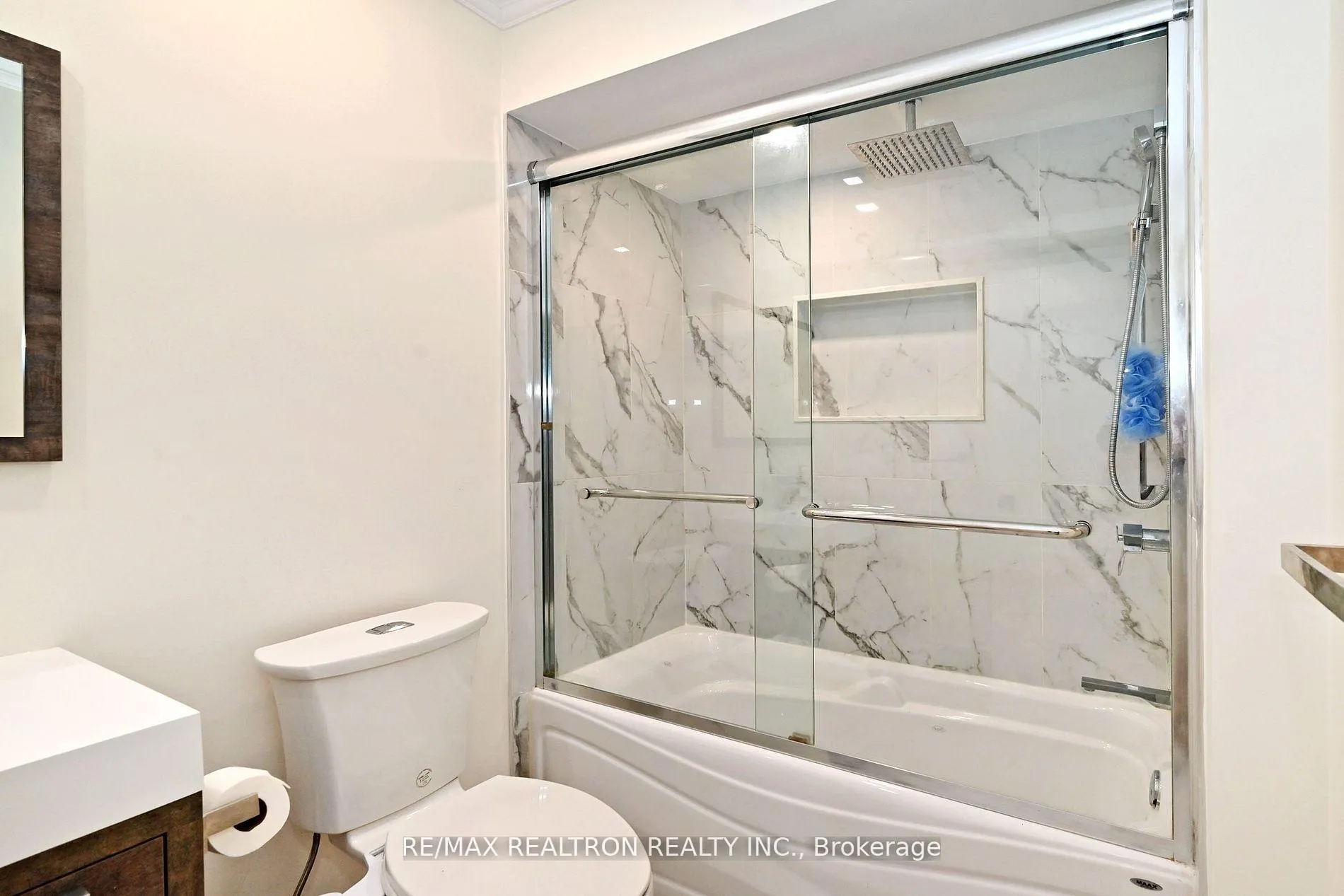 Photo 35 of 100 Kingsbridge Circle, Vaughan, Beverley Glen — HOMEH