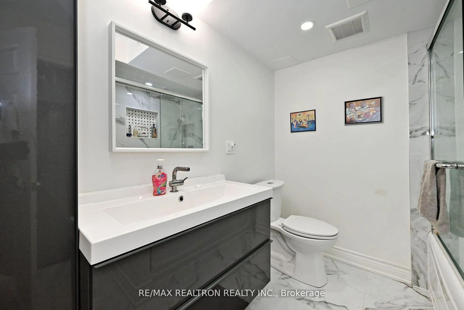 Photo 40 of 100 Kingsbridge Circle, Vaughan, Beverley Glen — HOMEH