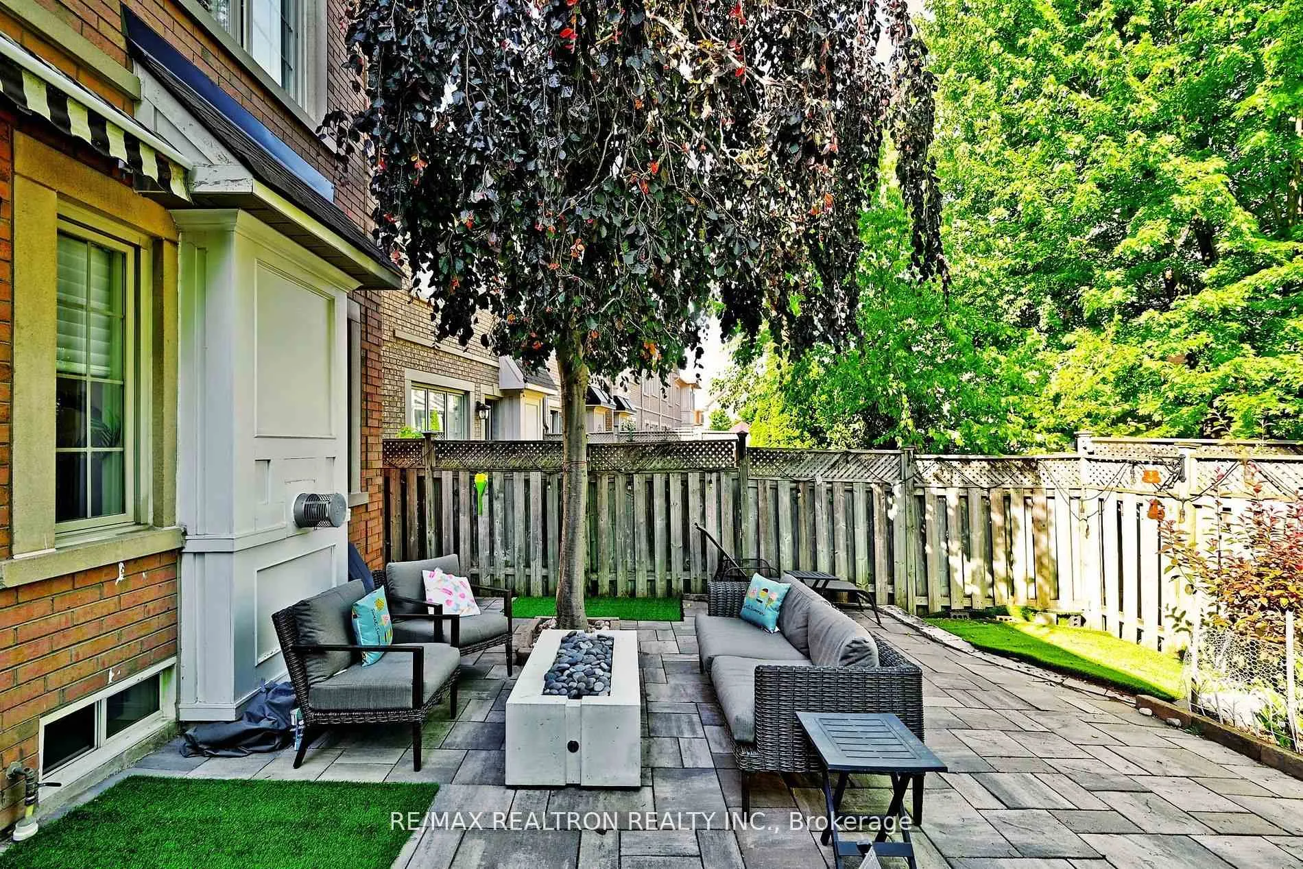 Photo 46 of 100 Kingsbridge Circle, Vaughan, Beverley Glen — HOMEH
