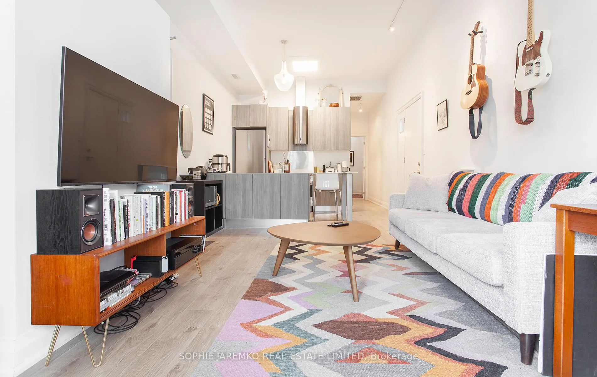 Photo 5 of Unit 1, 165 Carlton Street, Toronto, Cabbagetown-South St. James Town — HOMEH
