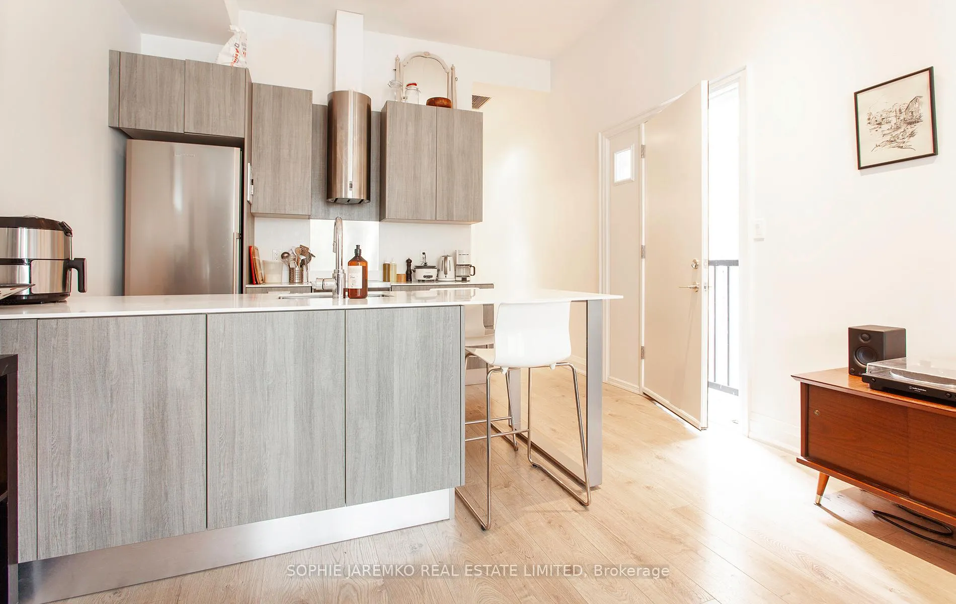 Photo 9 of Unit 1, 165 Carlton Street, Toronto, Cabbagetown-South St. James Town — HOMEH