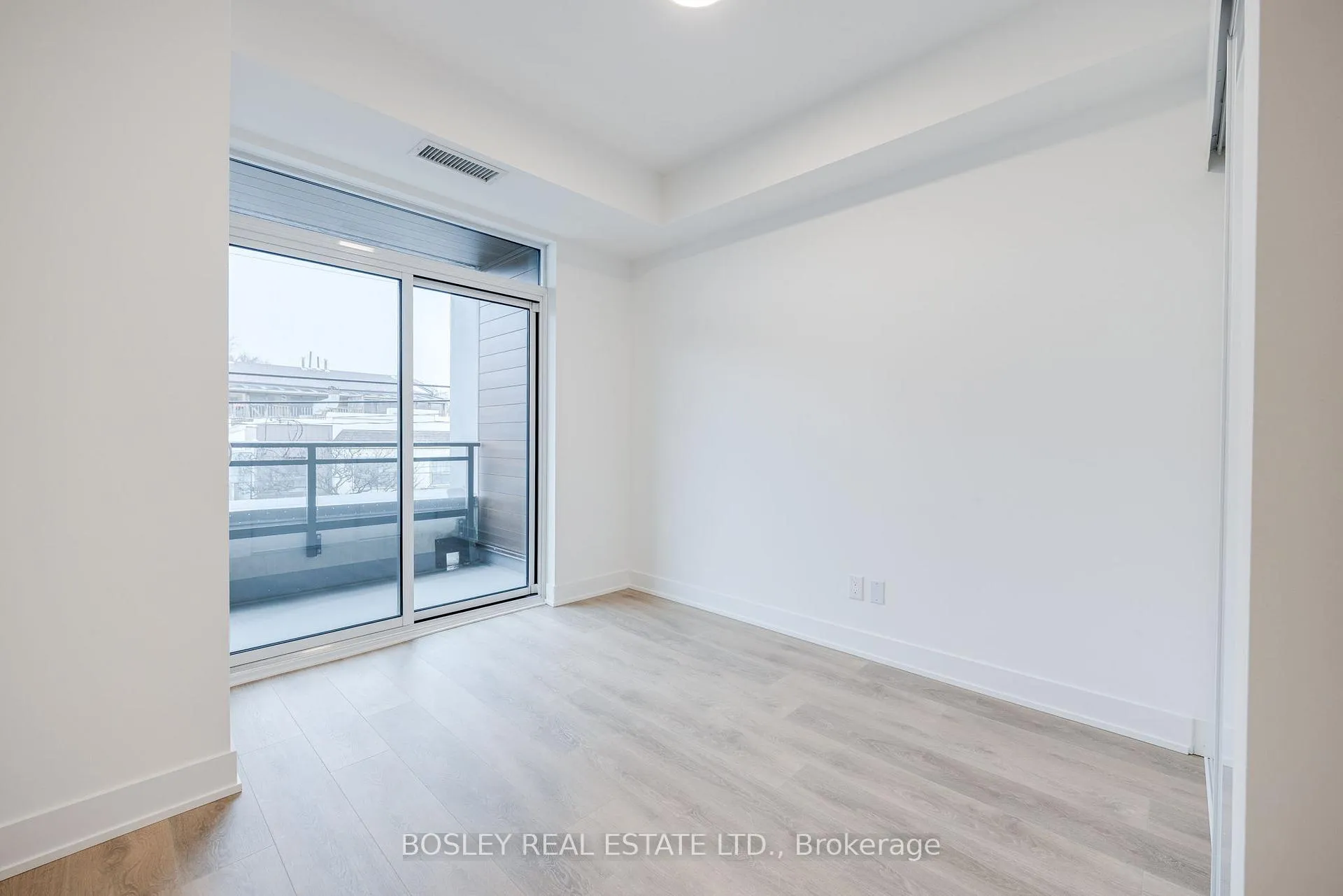 Photo 6 of Unit 204, 1285 Queen Street E, Toronto, Greenwood-Coxwell — HOMEH