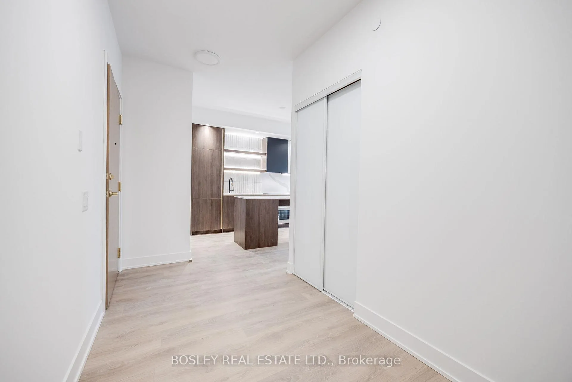 Photo 8 of Unit 204, 1285 Queen Street E, Toronto, Greenwood-Coxwell — HOMEH