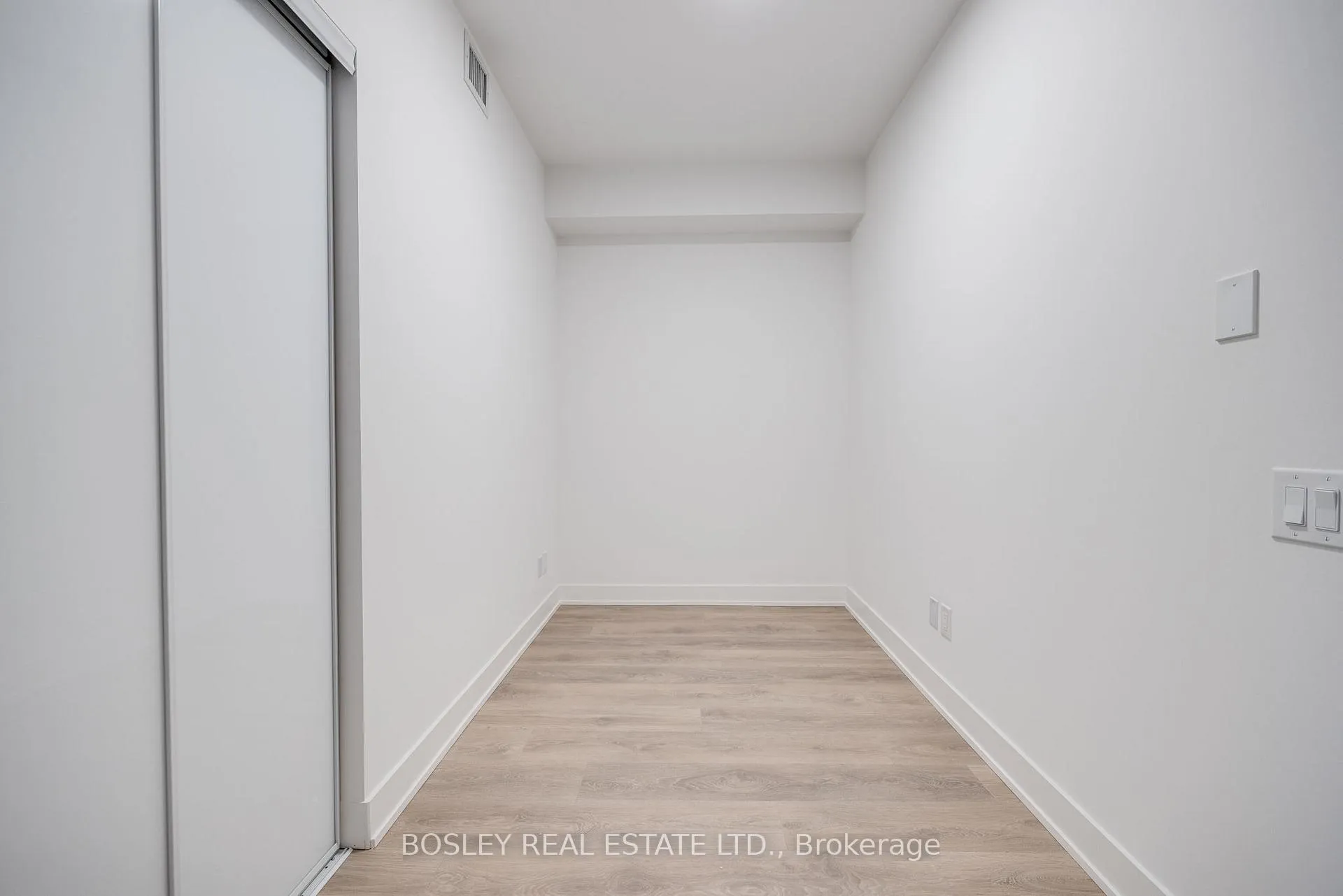 Photo 10 of Unit 204, 1285 Queen Street E, Toronto, Greenwood-Coxwell — HOMEH