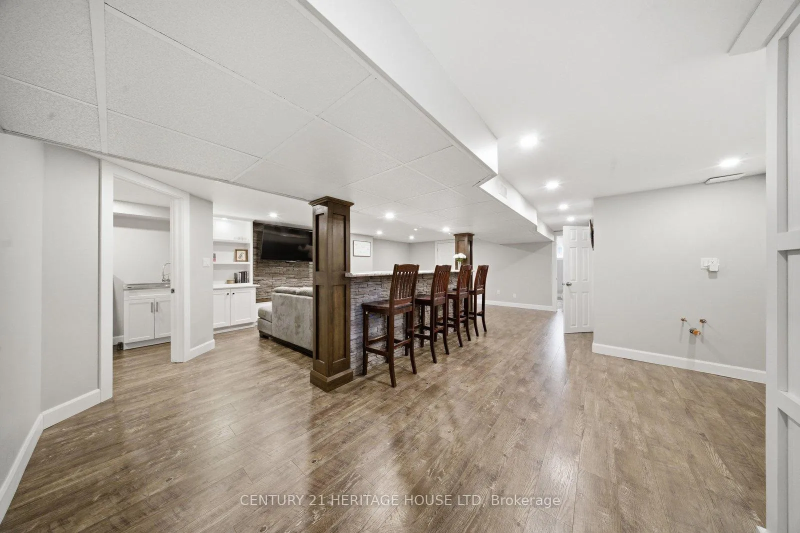 Photo 21 of 12 Stewart Drive, Brant, Burford — HOMEH