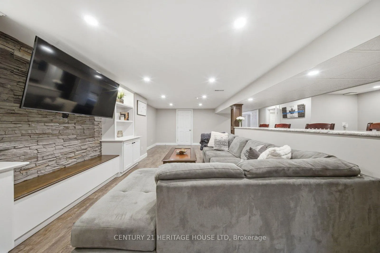 Photo 25 of 12 Stewart Drive, Brant, Burford — HOMEH