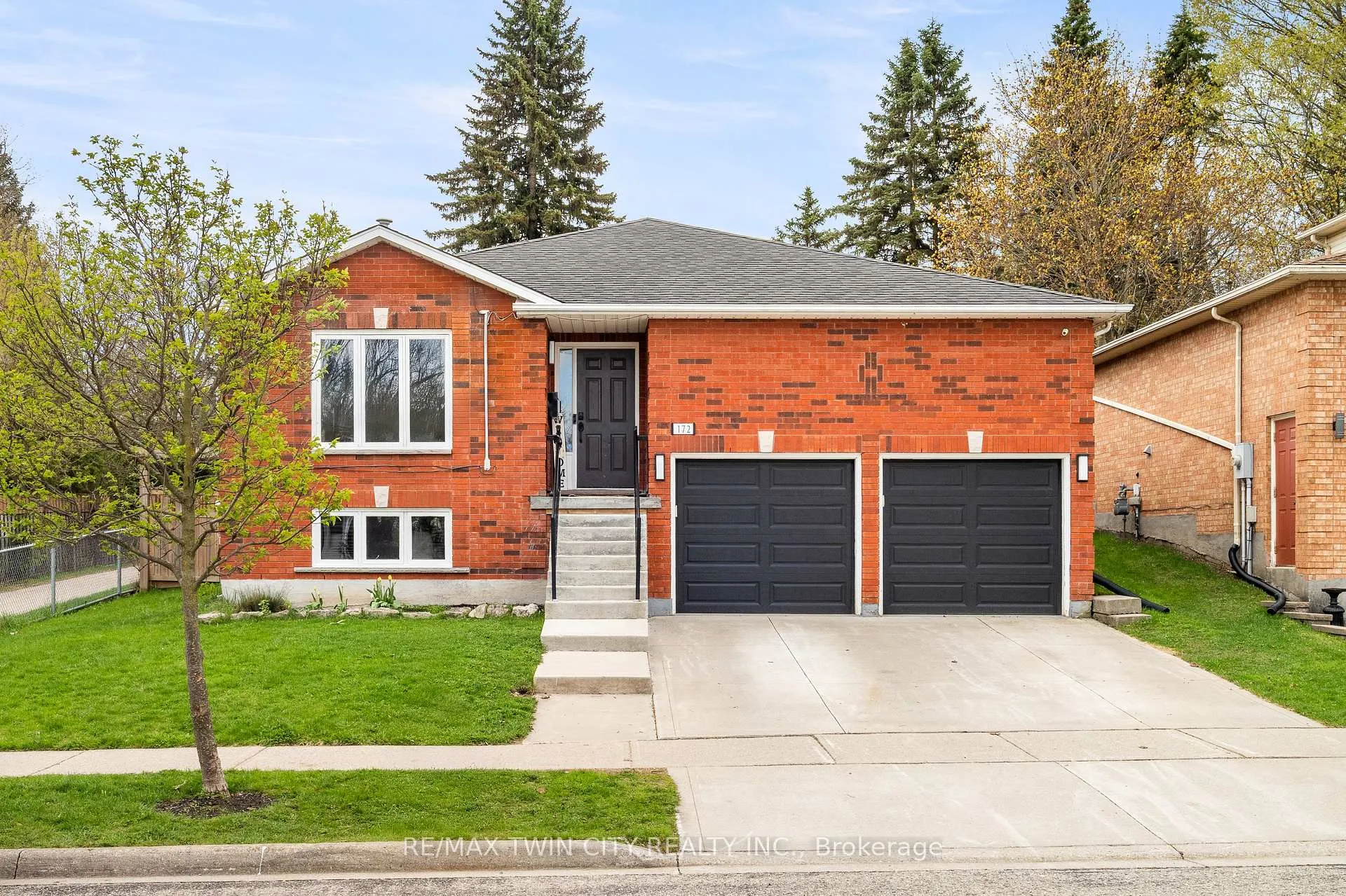 Photo 1 of 172 General Drive, Kitchener — HOMEH