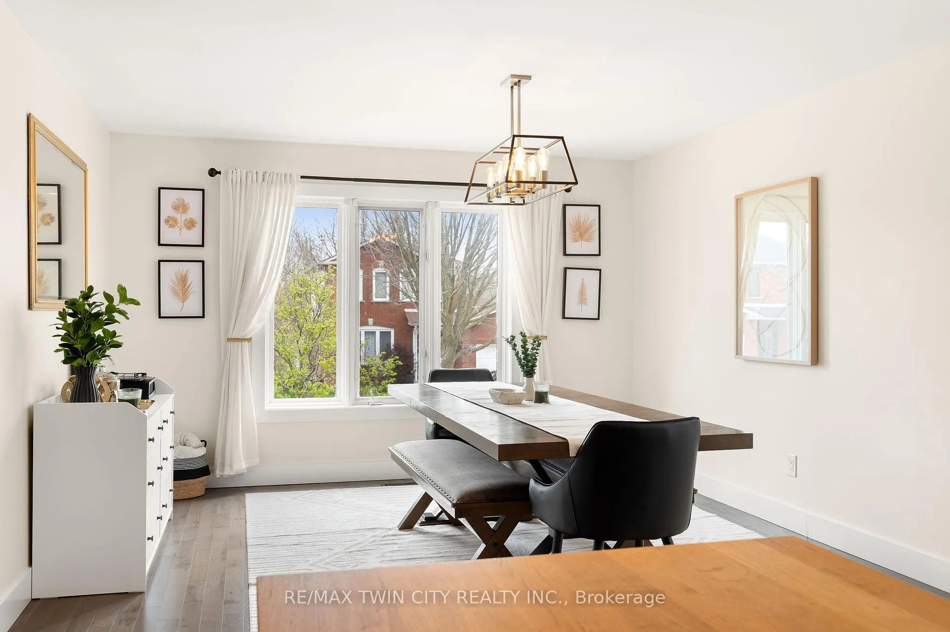 Photo 17 of 172 General Drive, Kitchener — HOMEH